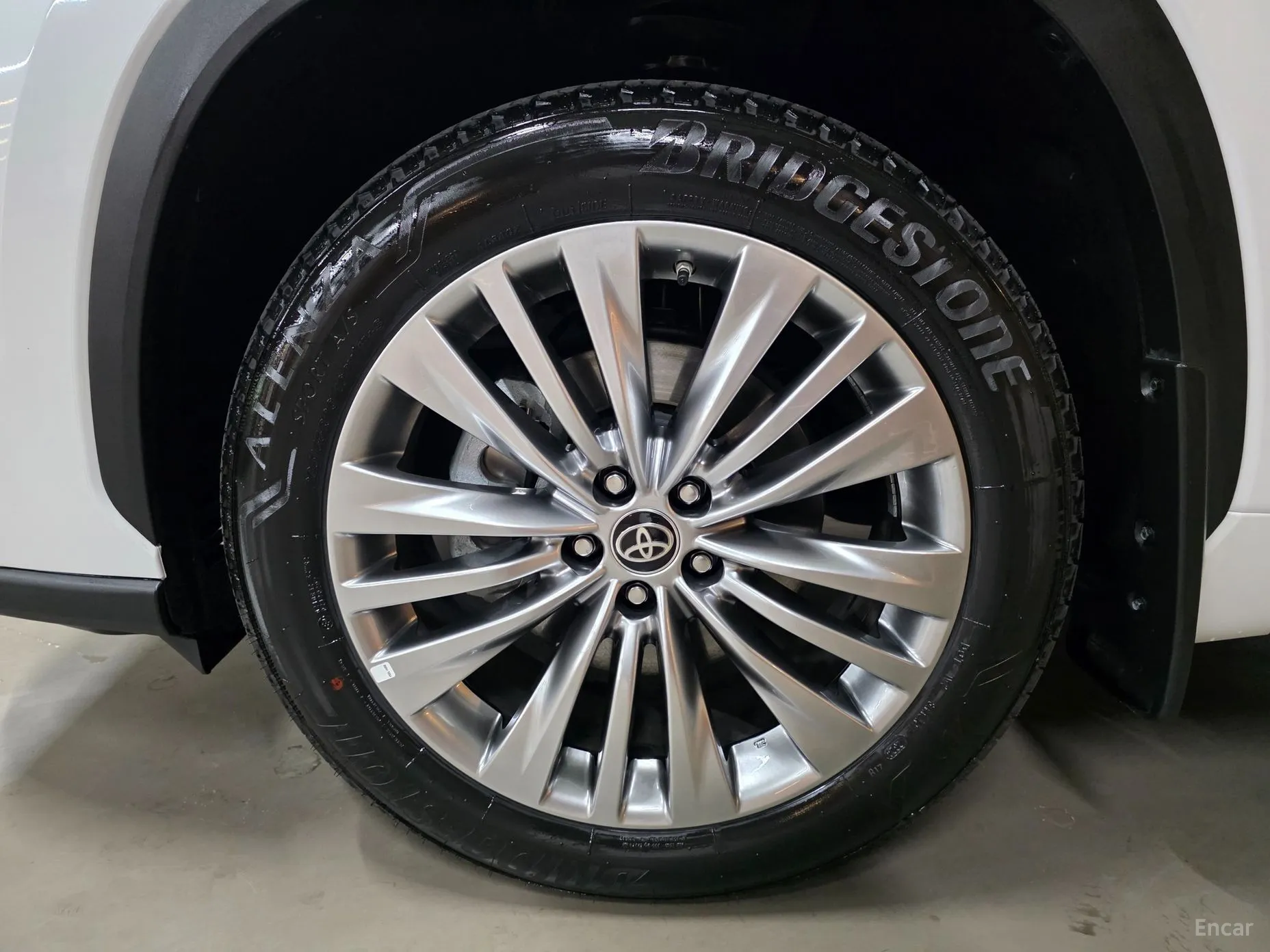 Toyota Highlander 4th generation превью 5