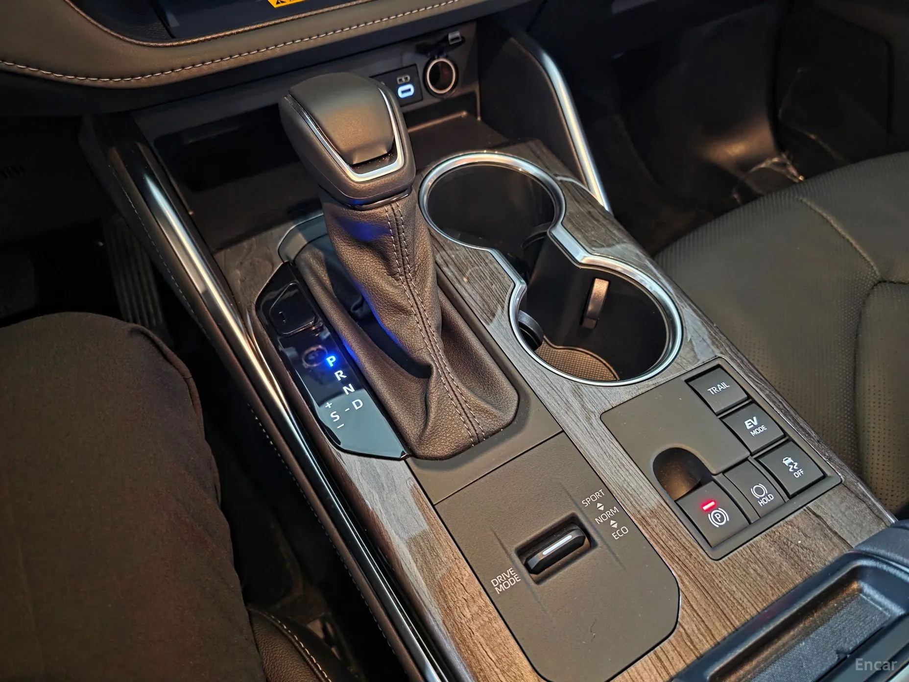 Toyota Highlander 4th generation превью 9