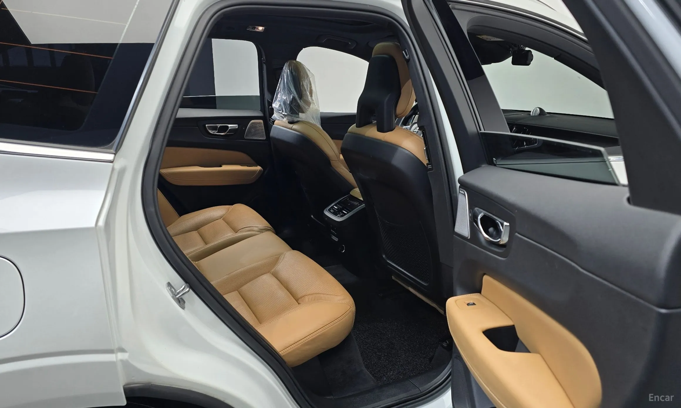 Volvo XC60 Gen 2 превью 12