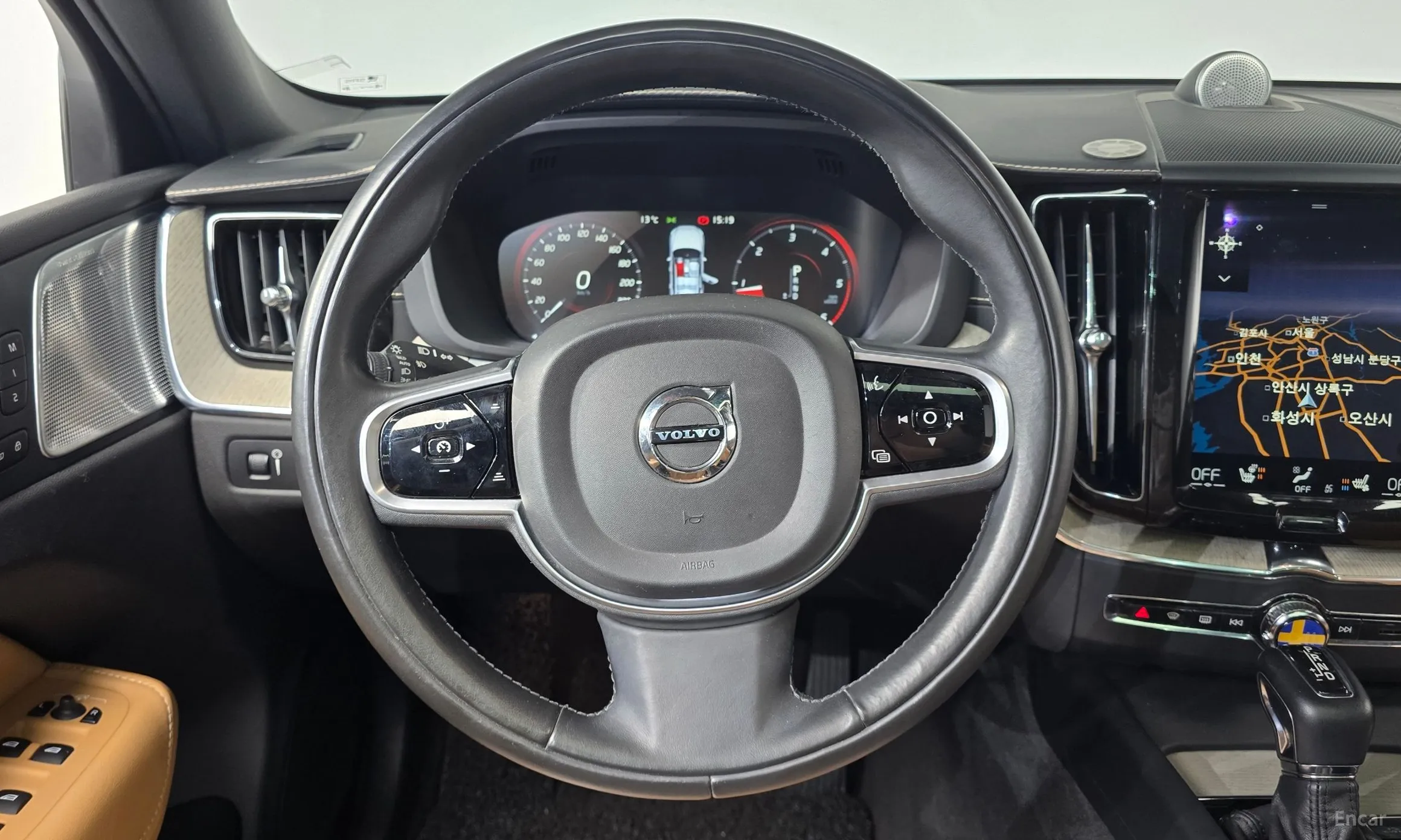 Volvo XC60 Gen 2 превью 13