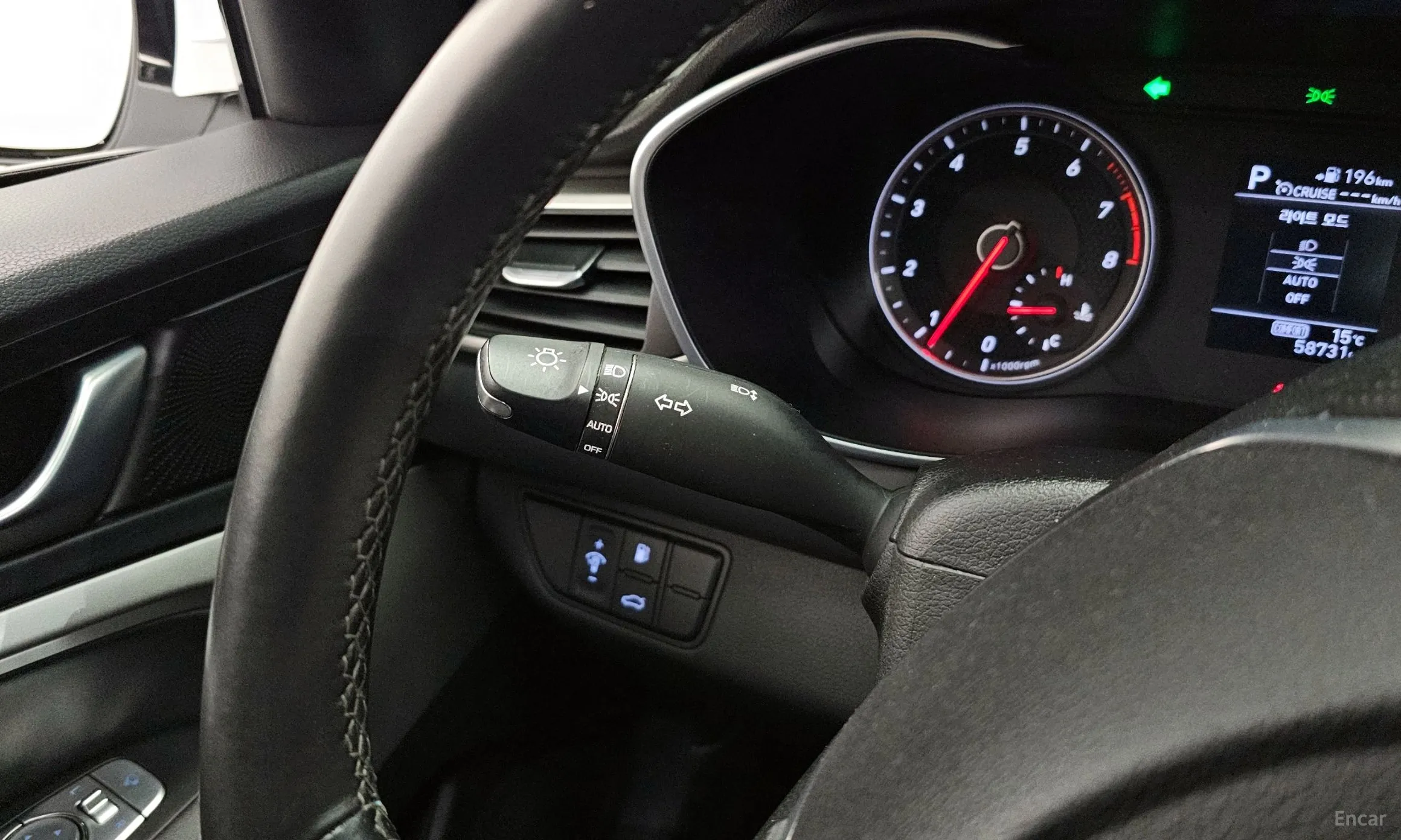 Genesis G70 превью 17