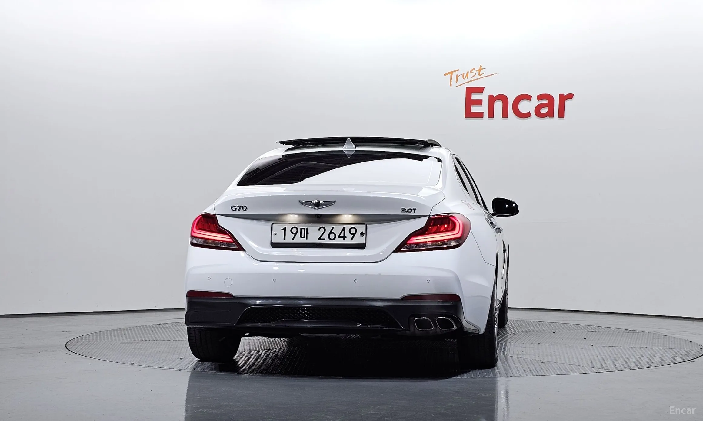 Genesis G70 превью 4