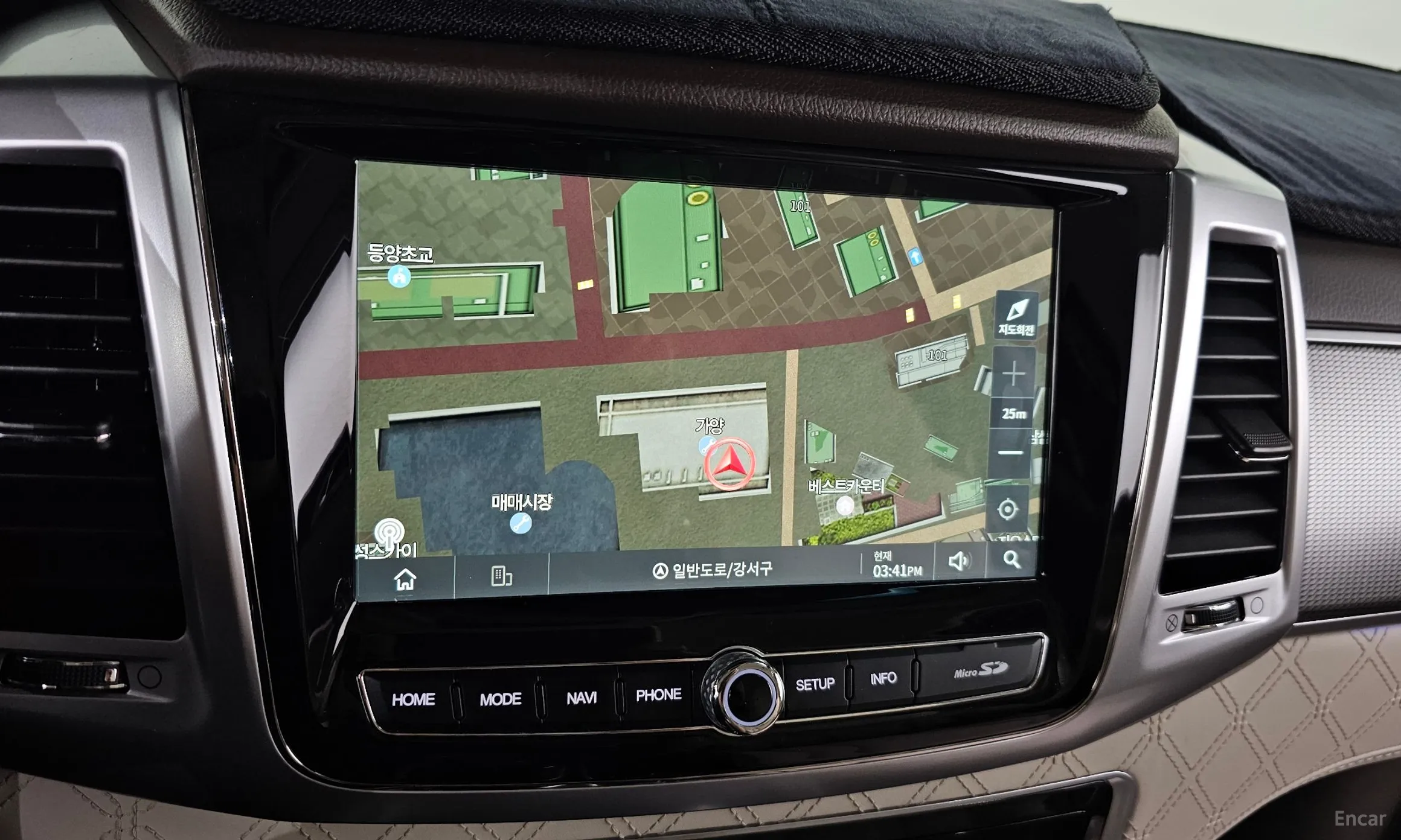 KG Mobility (SsangYong) Rexton превью 14