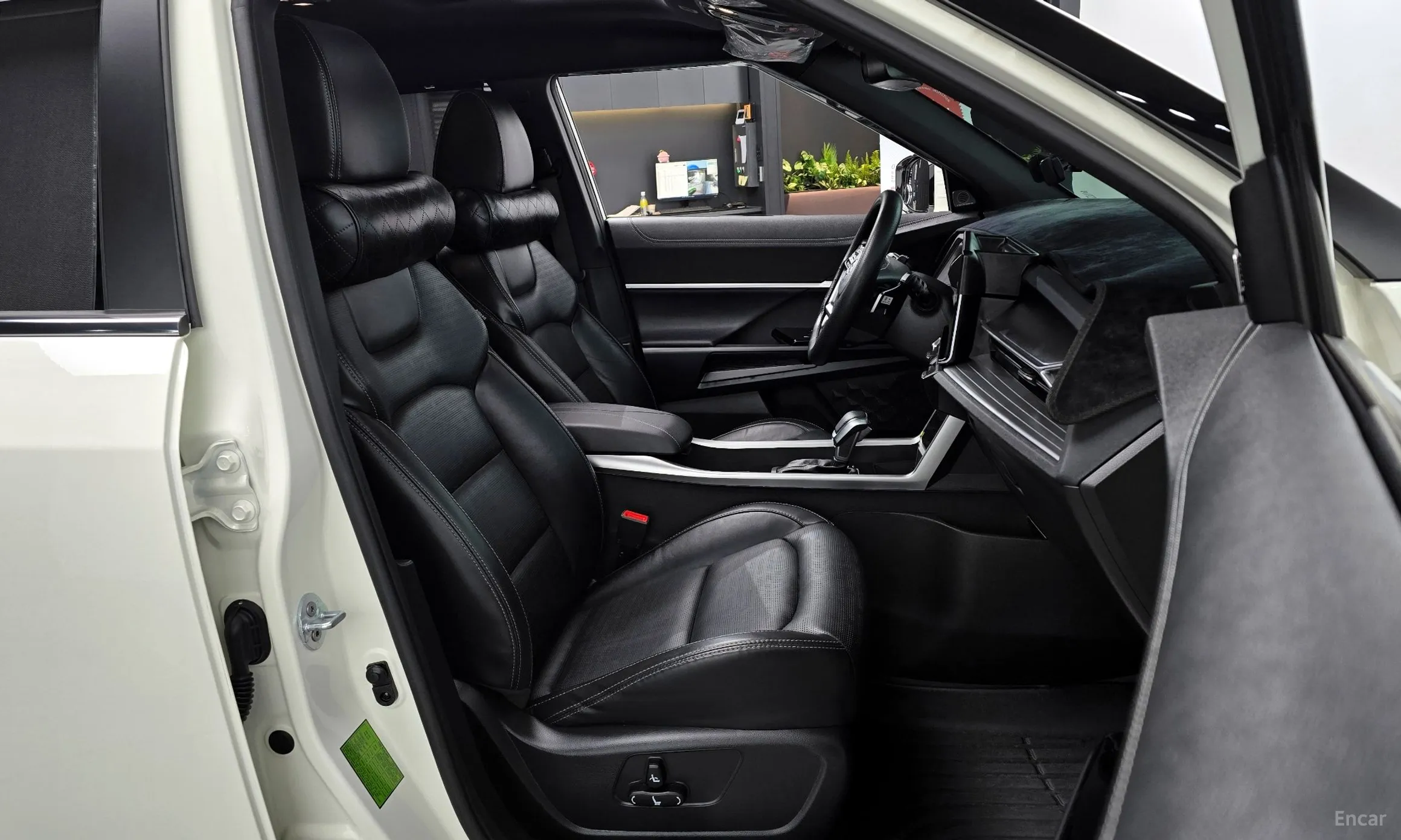KG Mobility (SsangYong) Torres превью 10