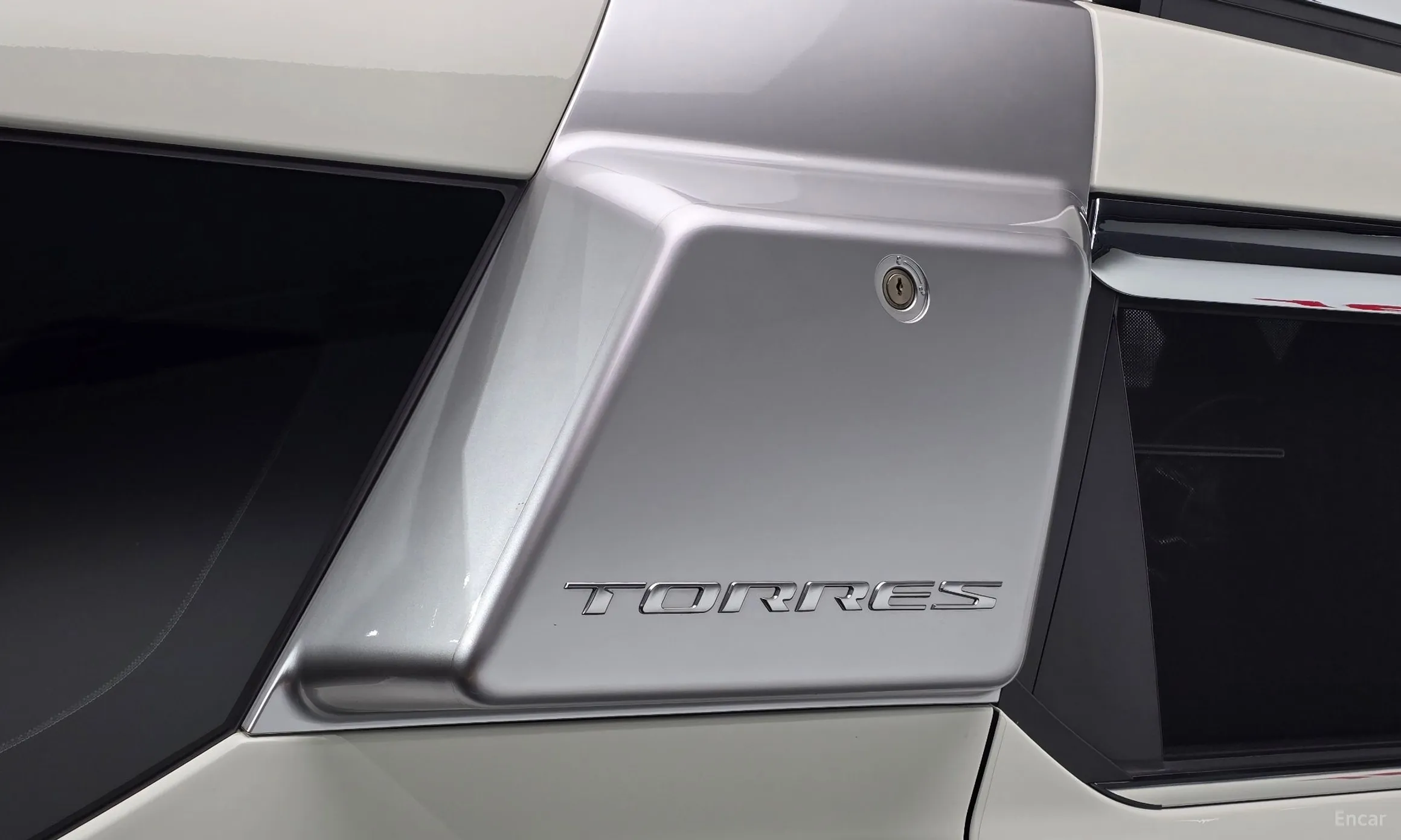 KG Mobility (SsangYong) Torres превью 20