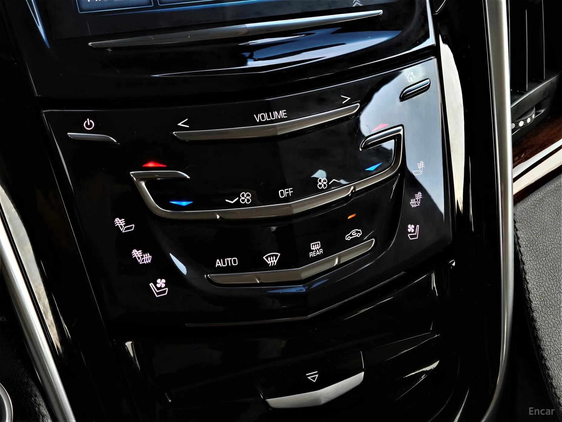 Cadillac Escalade превью 14