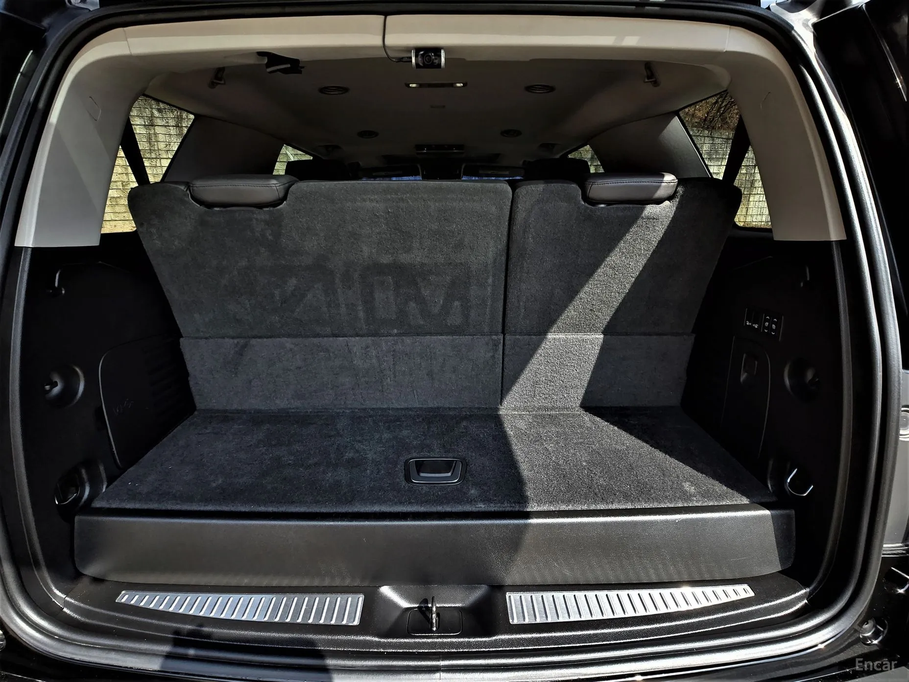 Cadillac Escalade превью 18