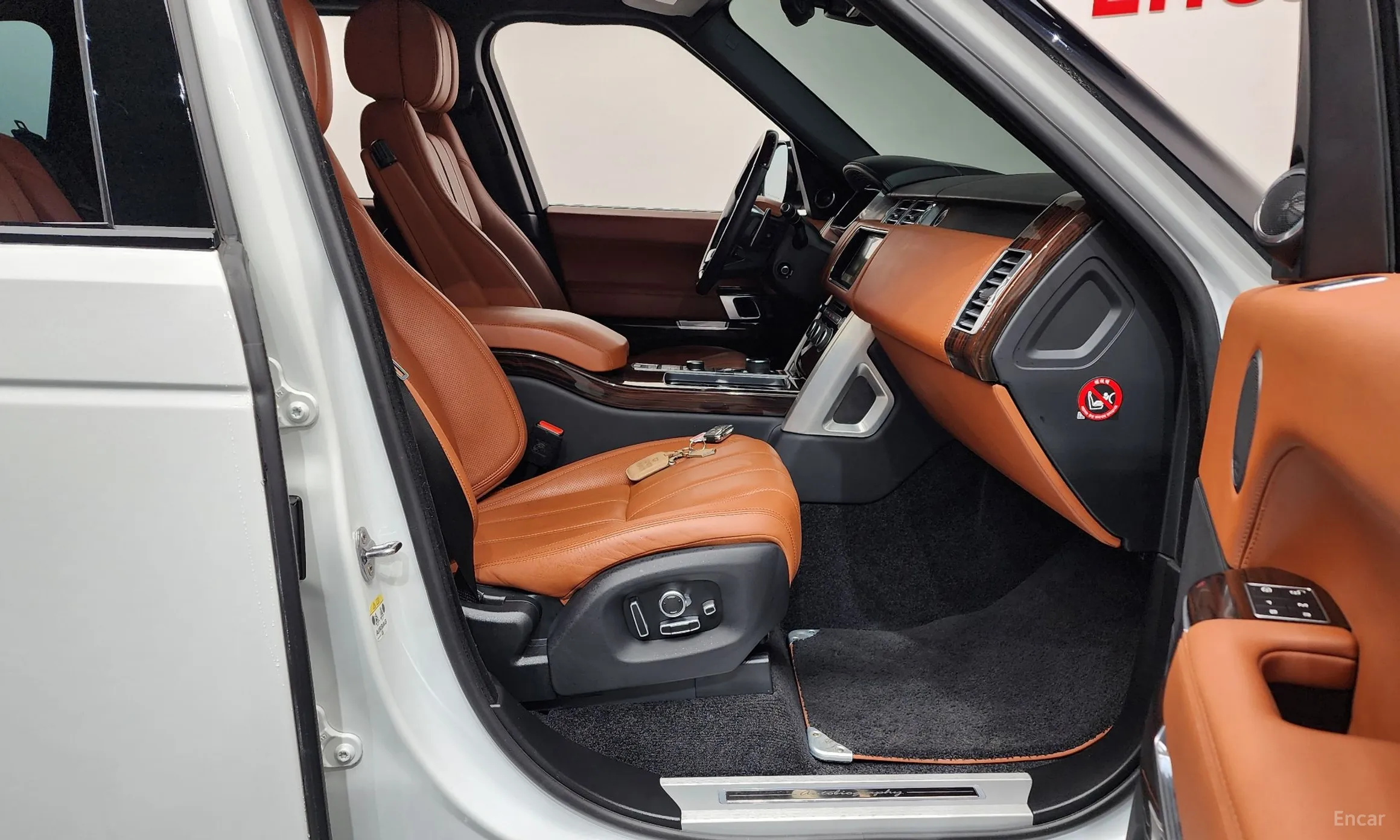 Land Rover Range Rover 4th Generation превью 11