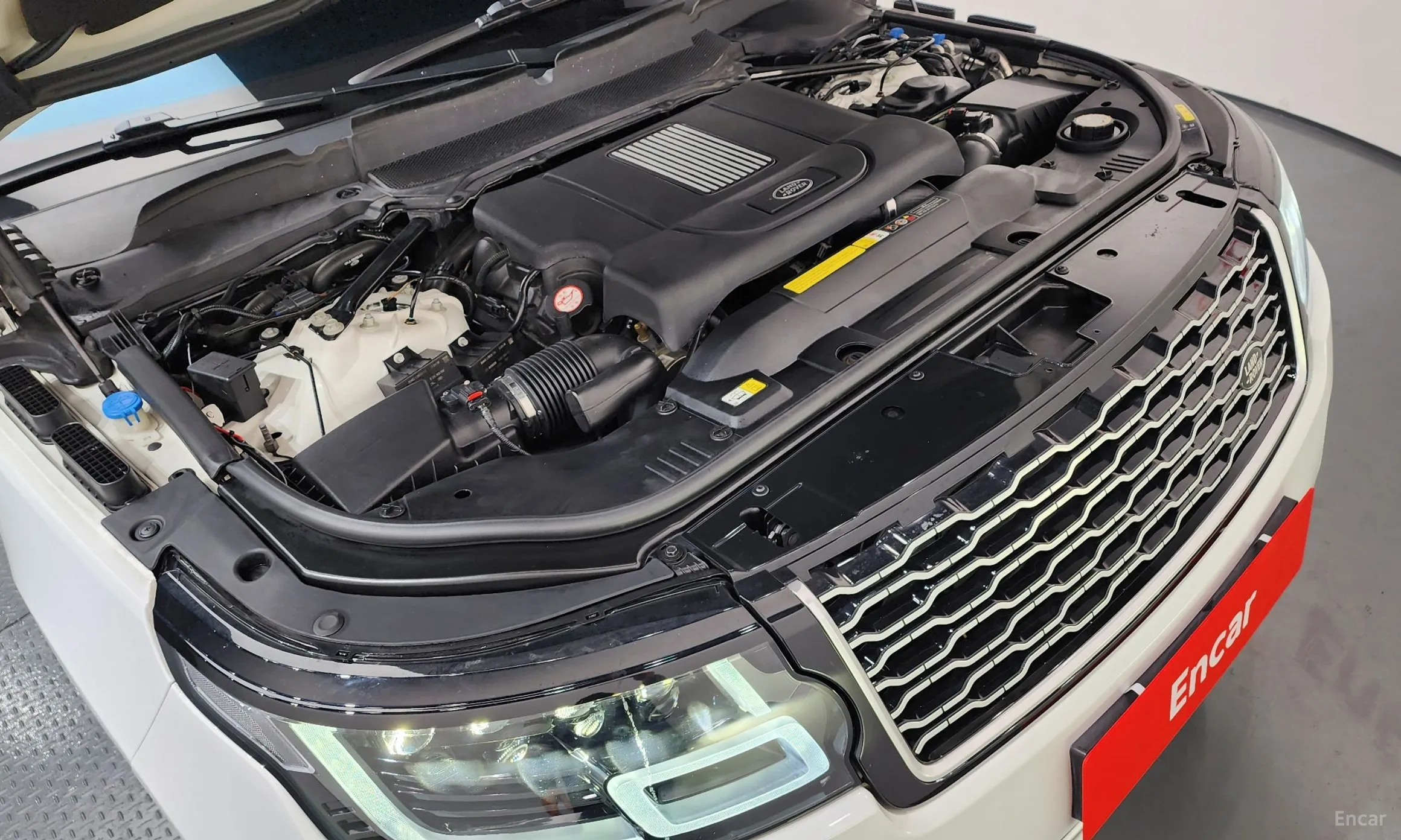 Land Rover Range Rover 4th Generation превью 6