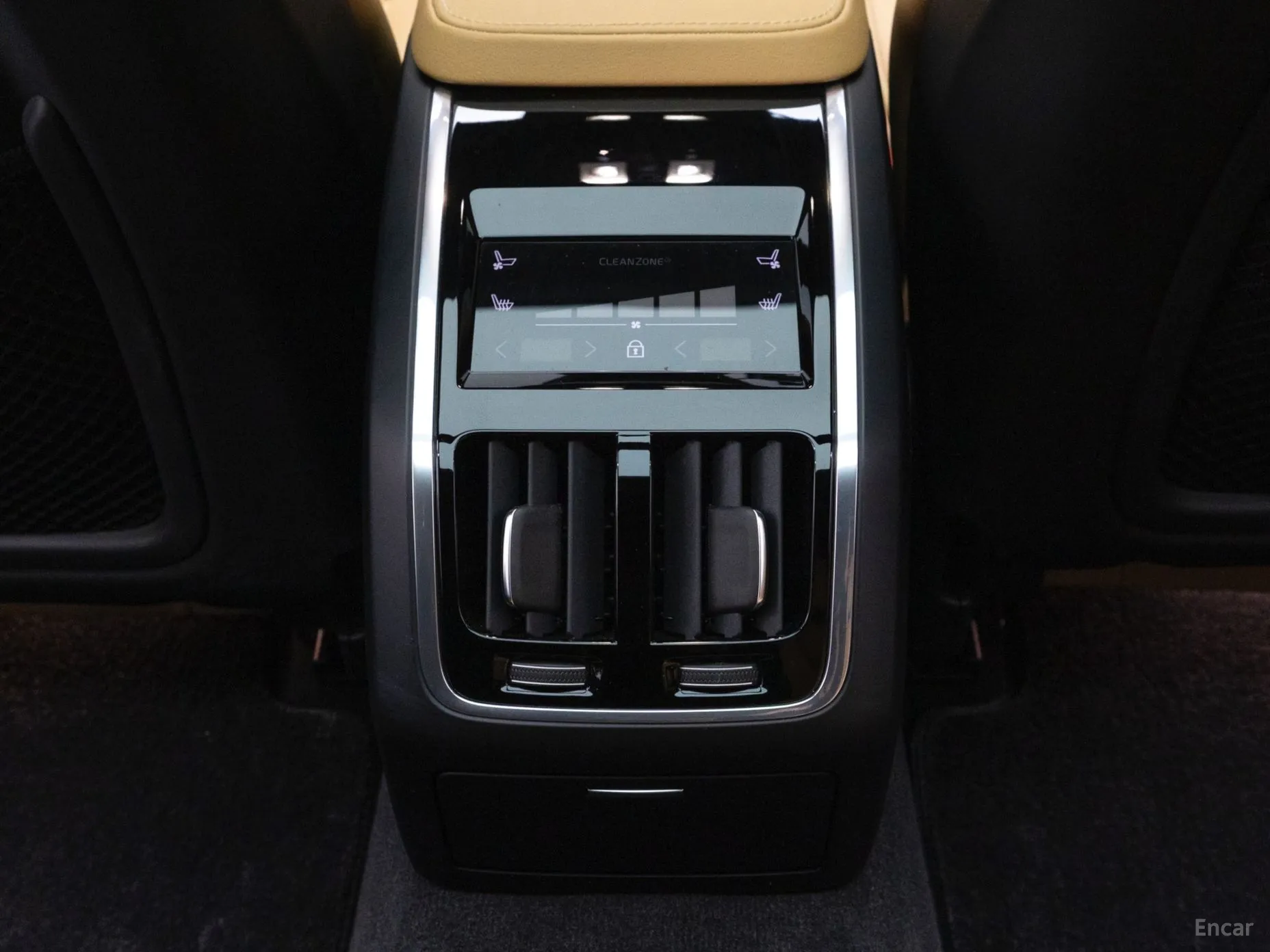 Volvo S90 превью 16