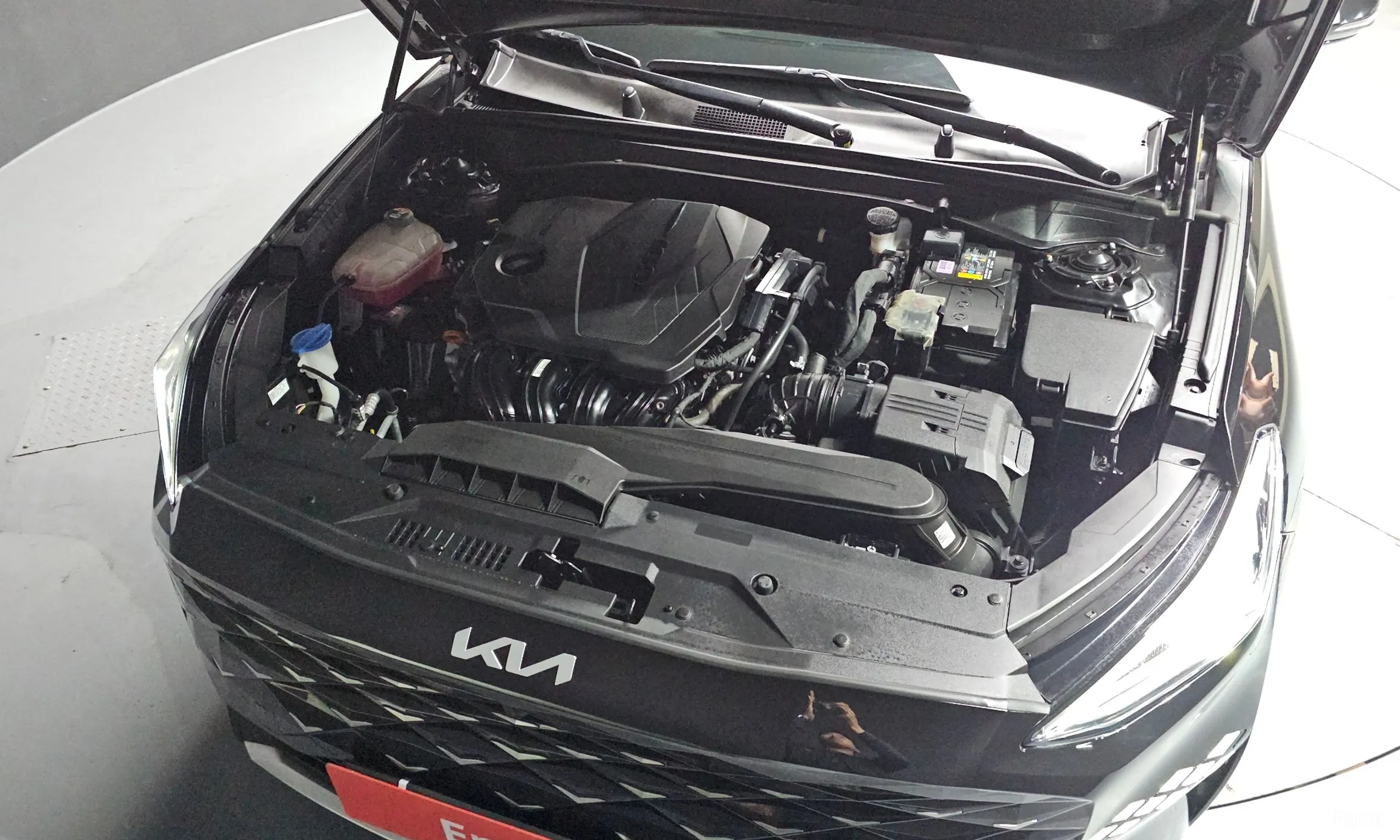 Kia K8 превью 6