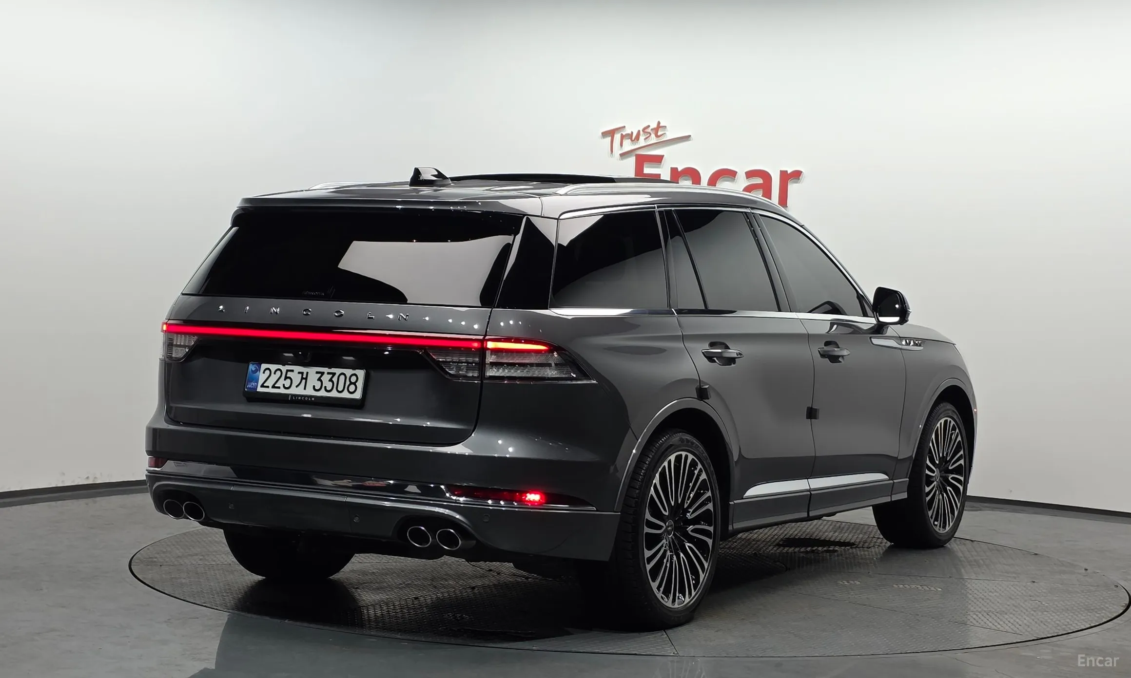 Lincoln Aviator 2nd Generation превью 2