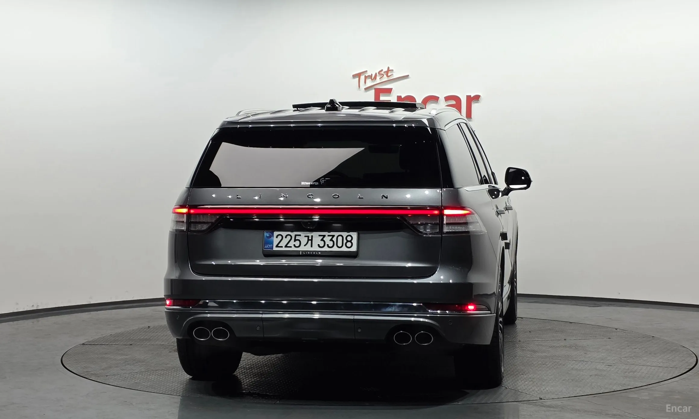 Lincoln Aviator 2nd Generation превью 4