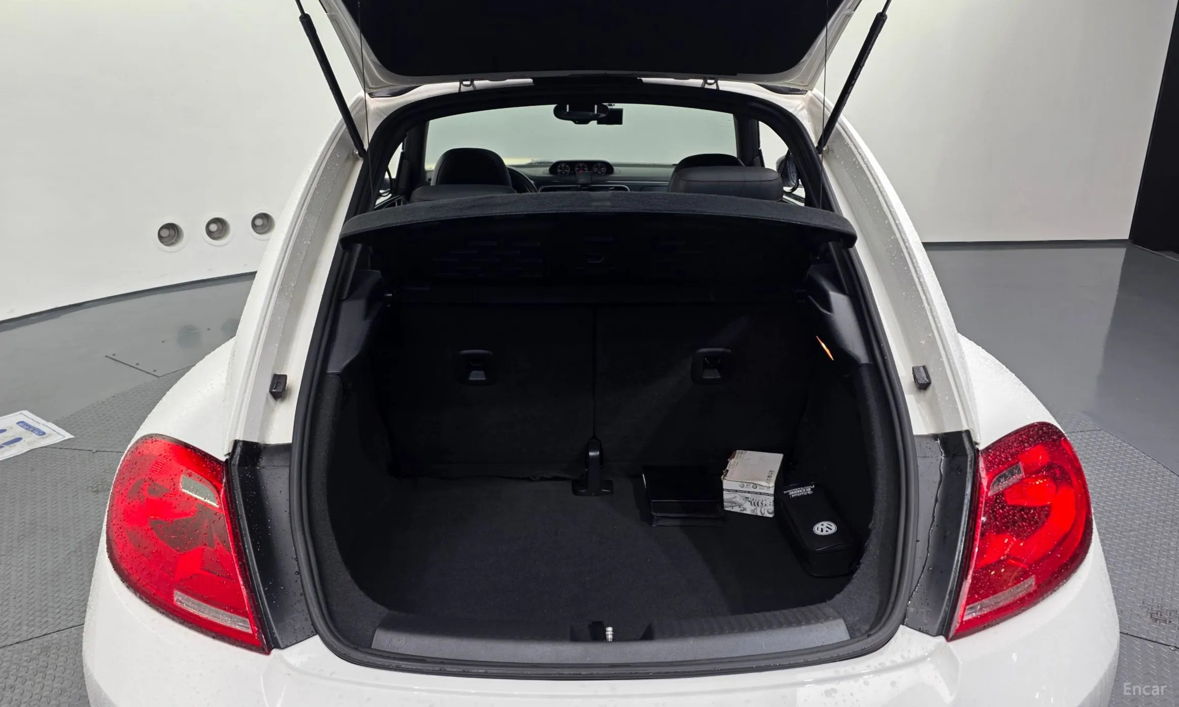 Volkswagen The Beetle превью 20