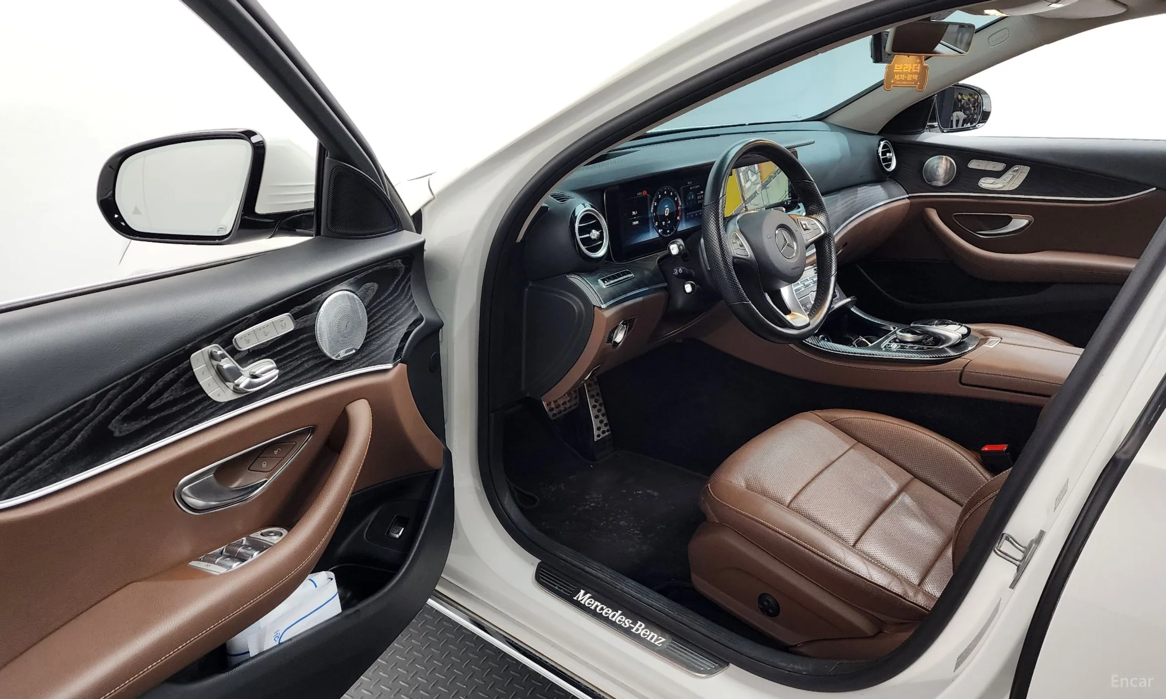 Mercedes Benz E-Class W213 превью 10