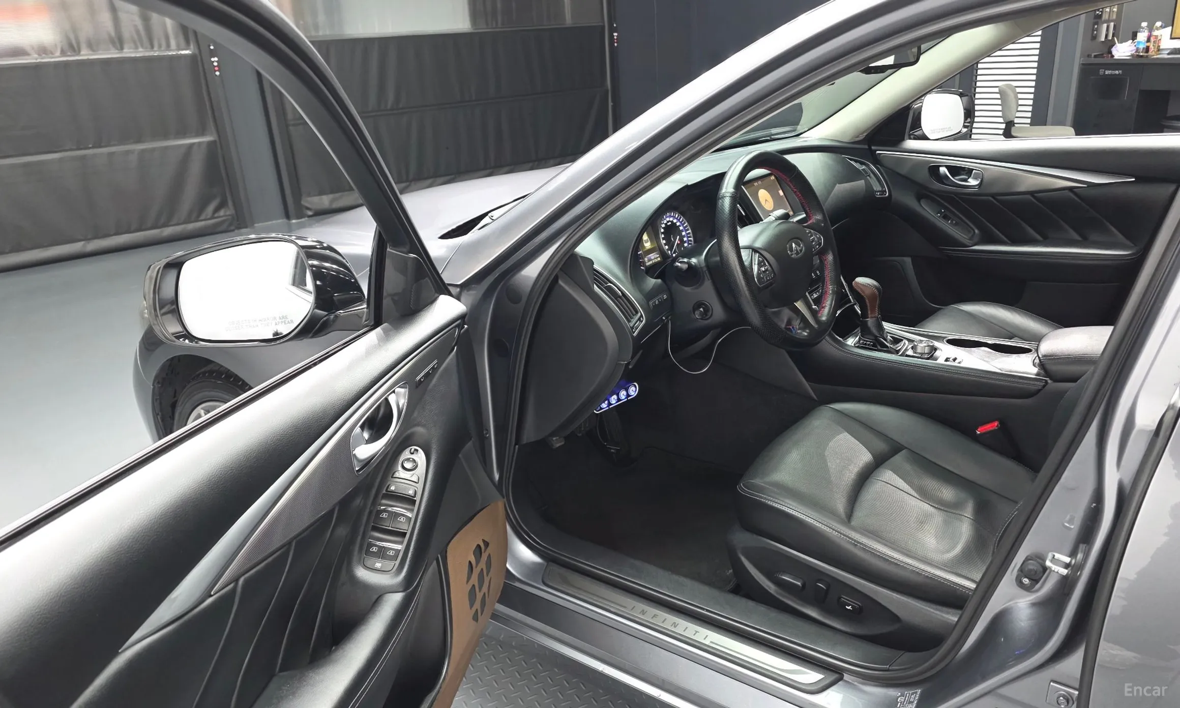 Infiniti Q50 превью 10