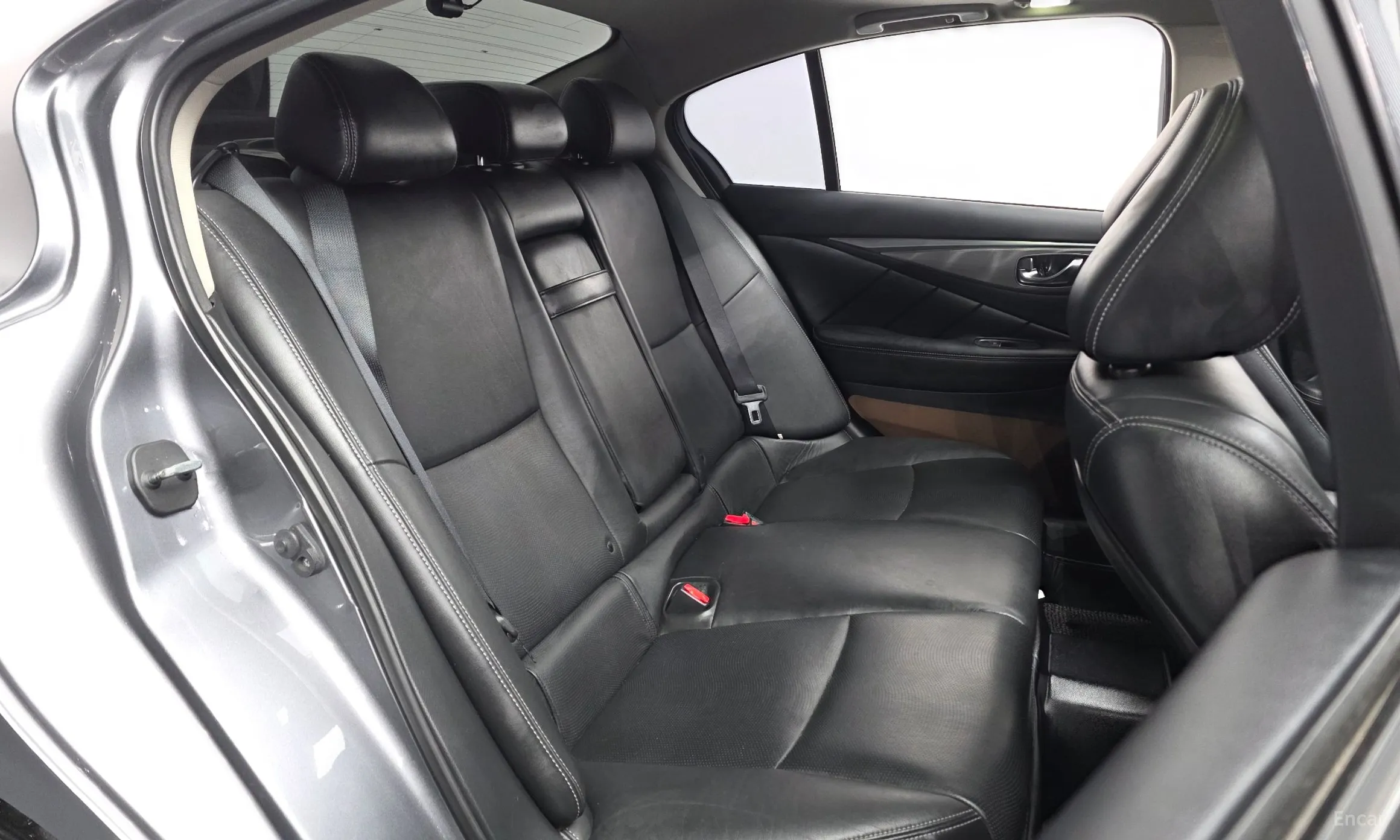 Infiniti Q50 превью 12
