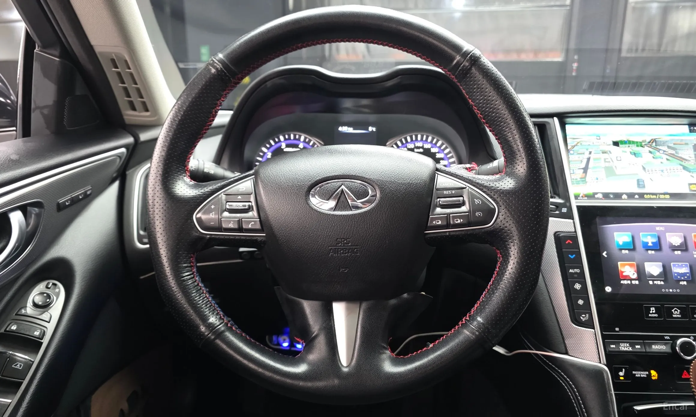 Infiniti Q50 превью 13