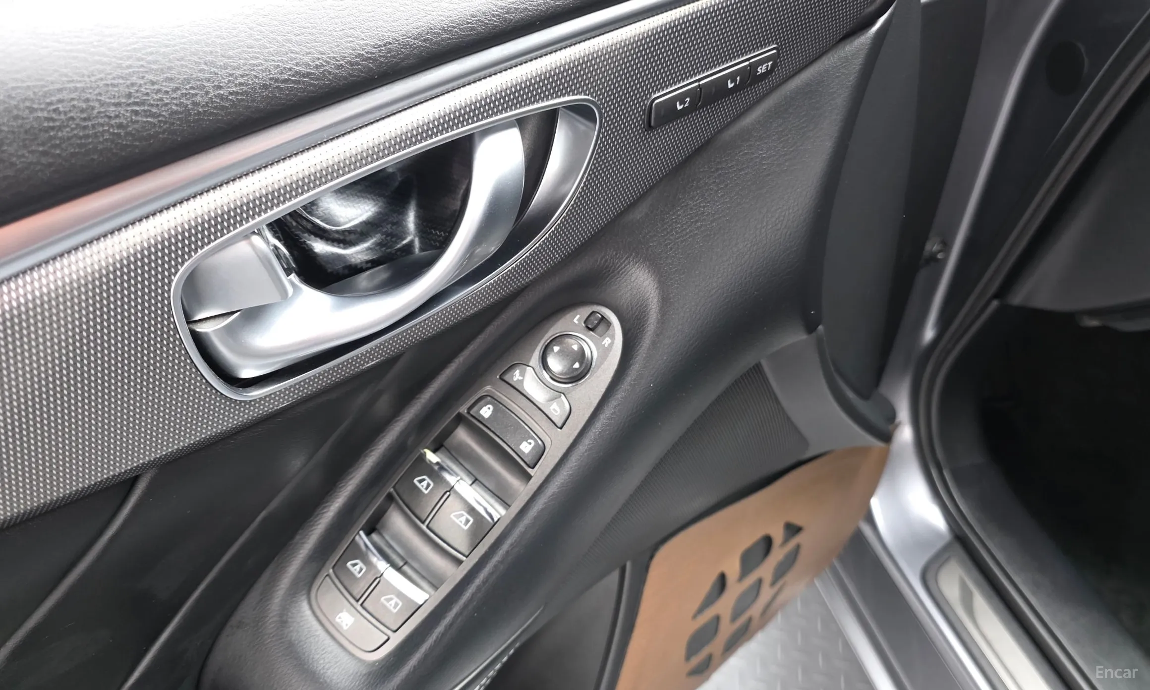 Infiniti Q50 превью 19