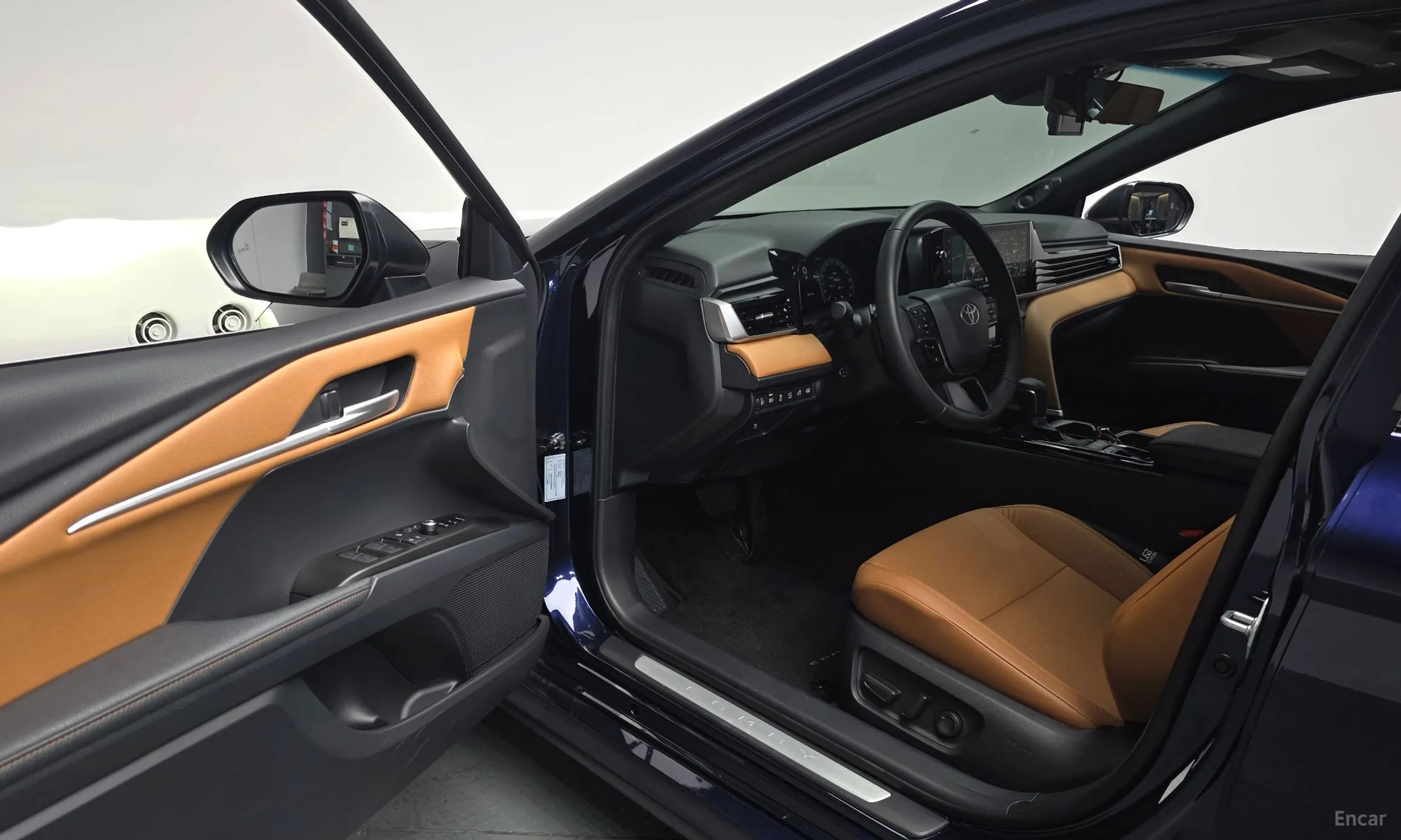 Toyota Camry (XV80) превью 11