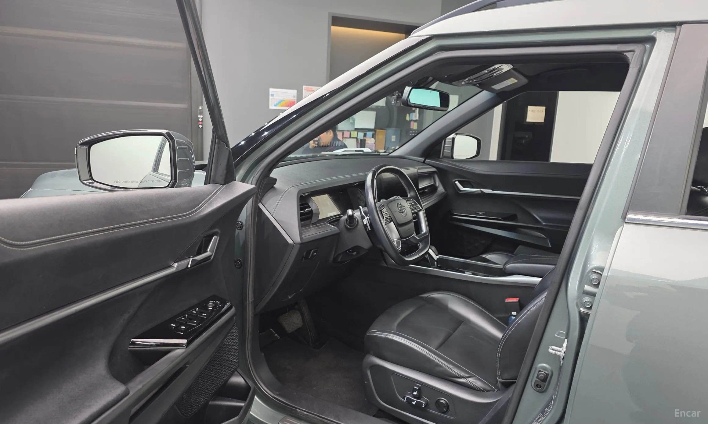KG Mobility (SsangYong) Torres превью 10