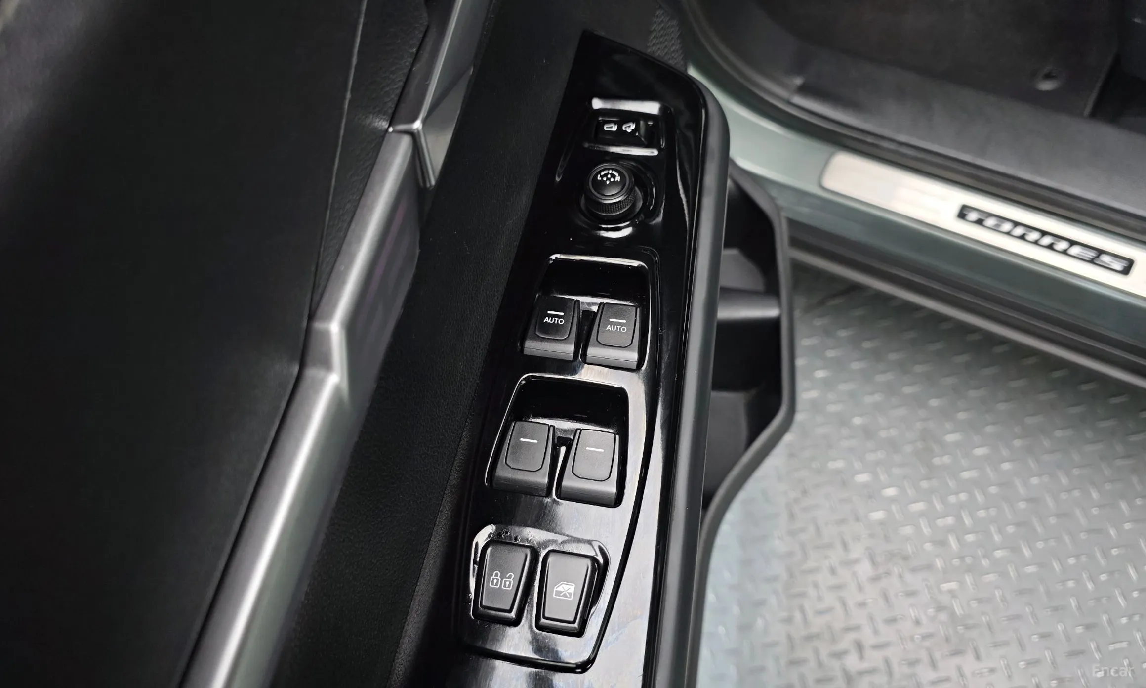KG Mobility (SsangYong) Torres превью 14