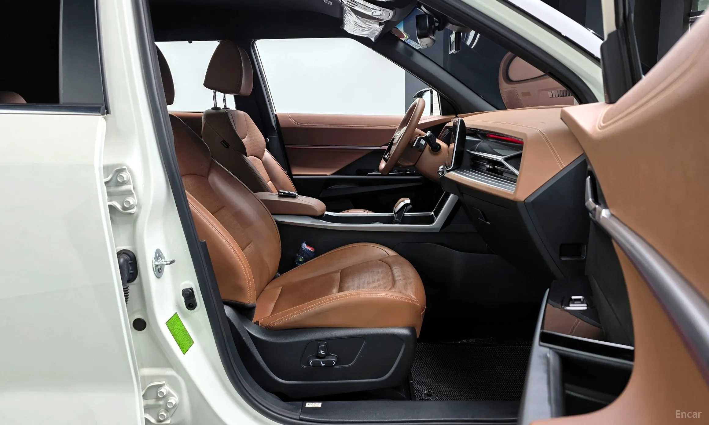 KG Mobility (SsangYong) Torres превью 10
