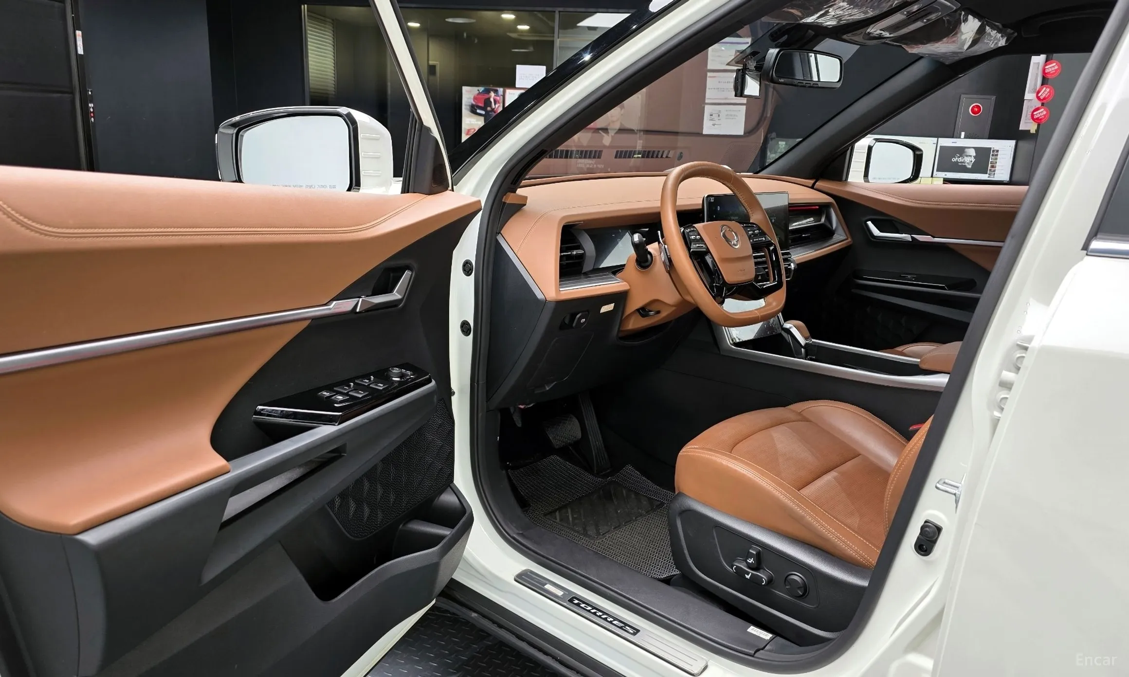 KG Mobility (SsangYong) Torres превью 11