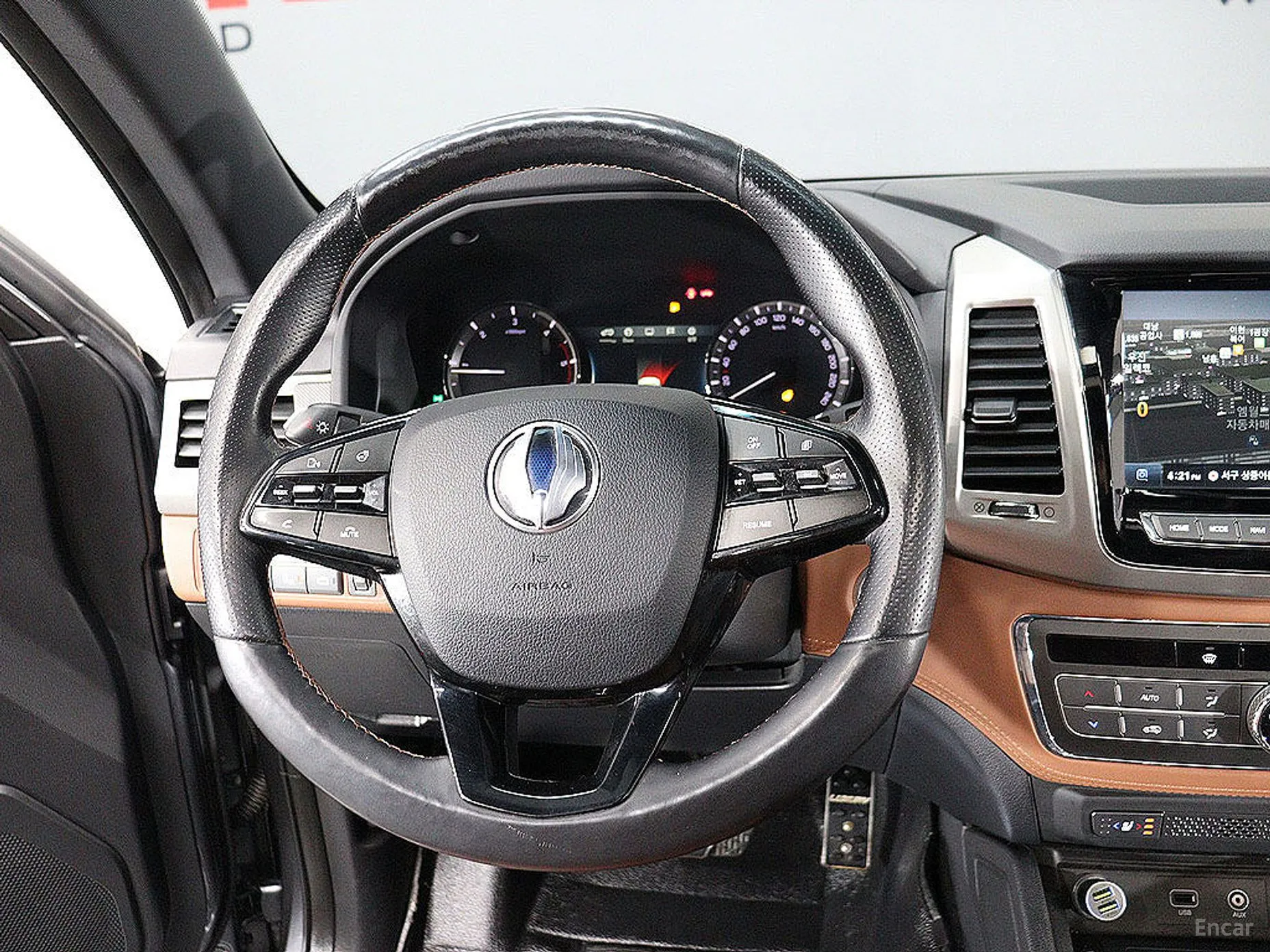 KG Mobility (SsangYong) Rexton Sports превью 15