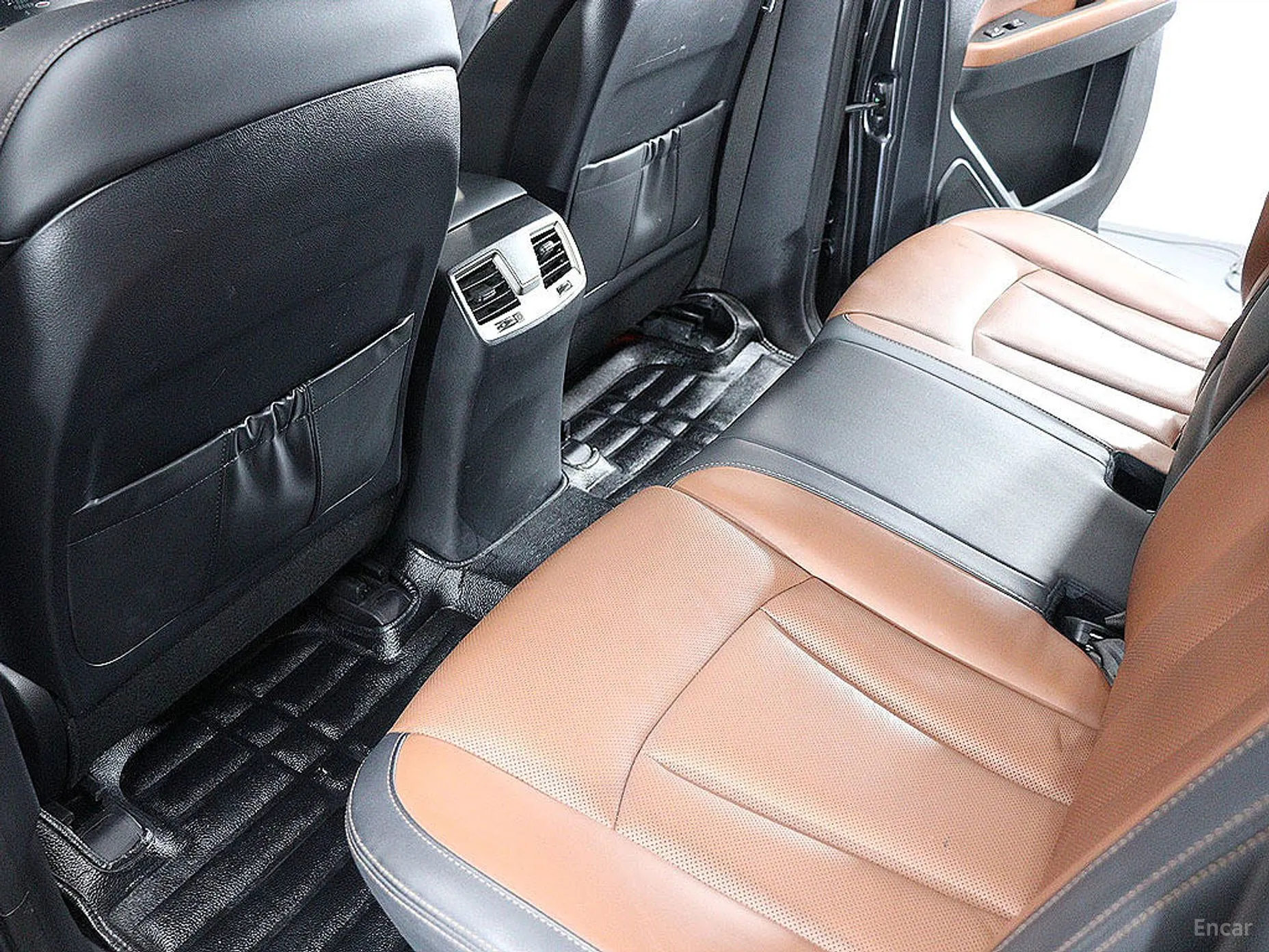 KG Mobility (SsangYong) Rexton Sports превью 16