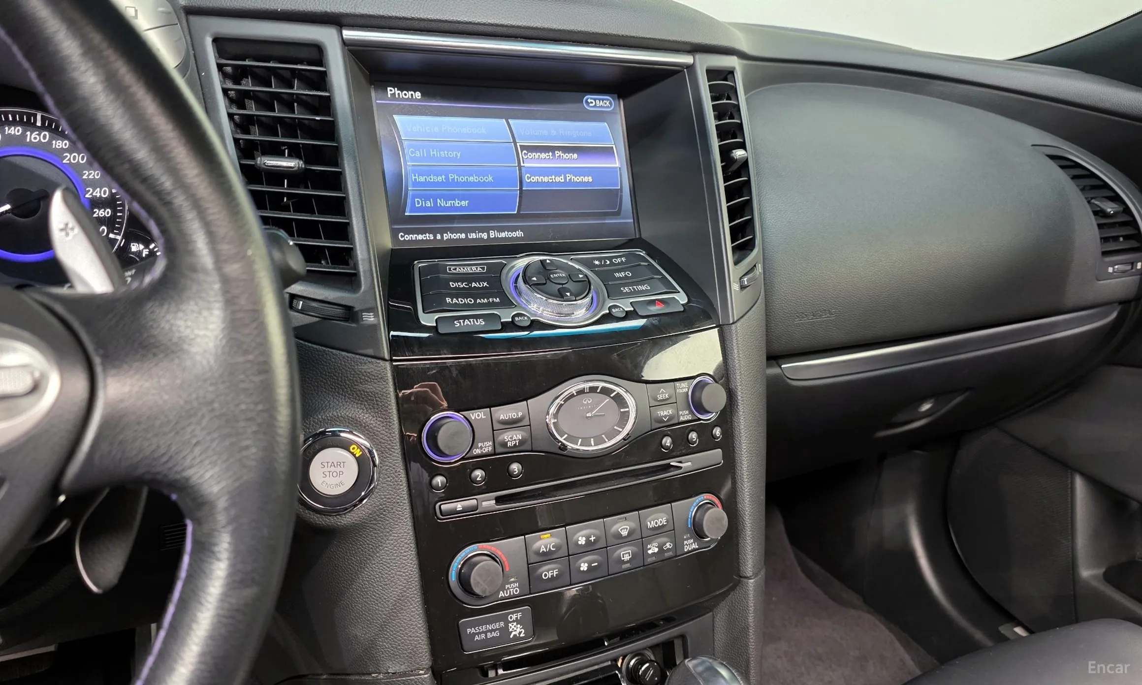 Infiniti QX70 превью 14