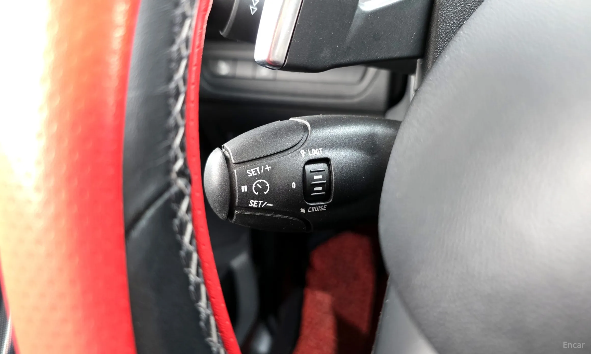 Peugeot 2008. превью 13