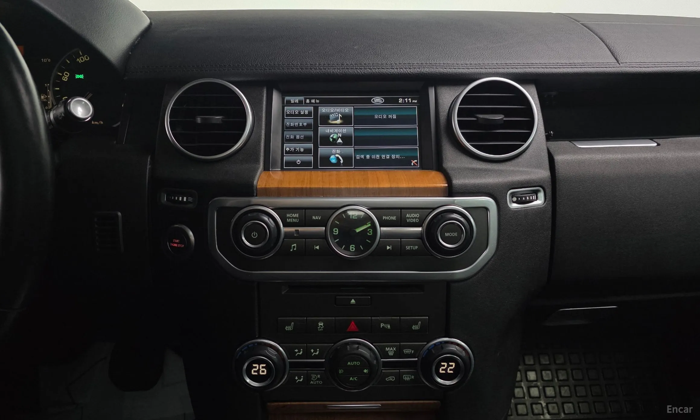 Land Rover Discovery 4 превью 14