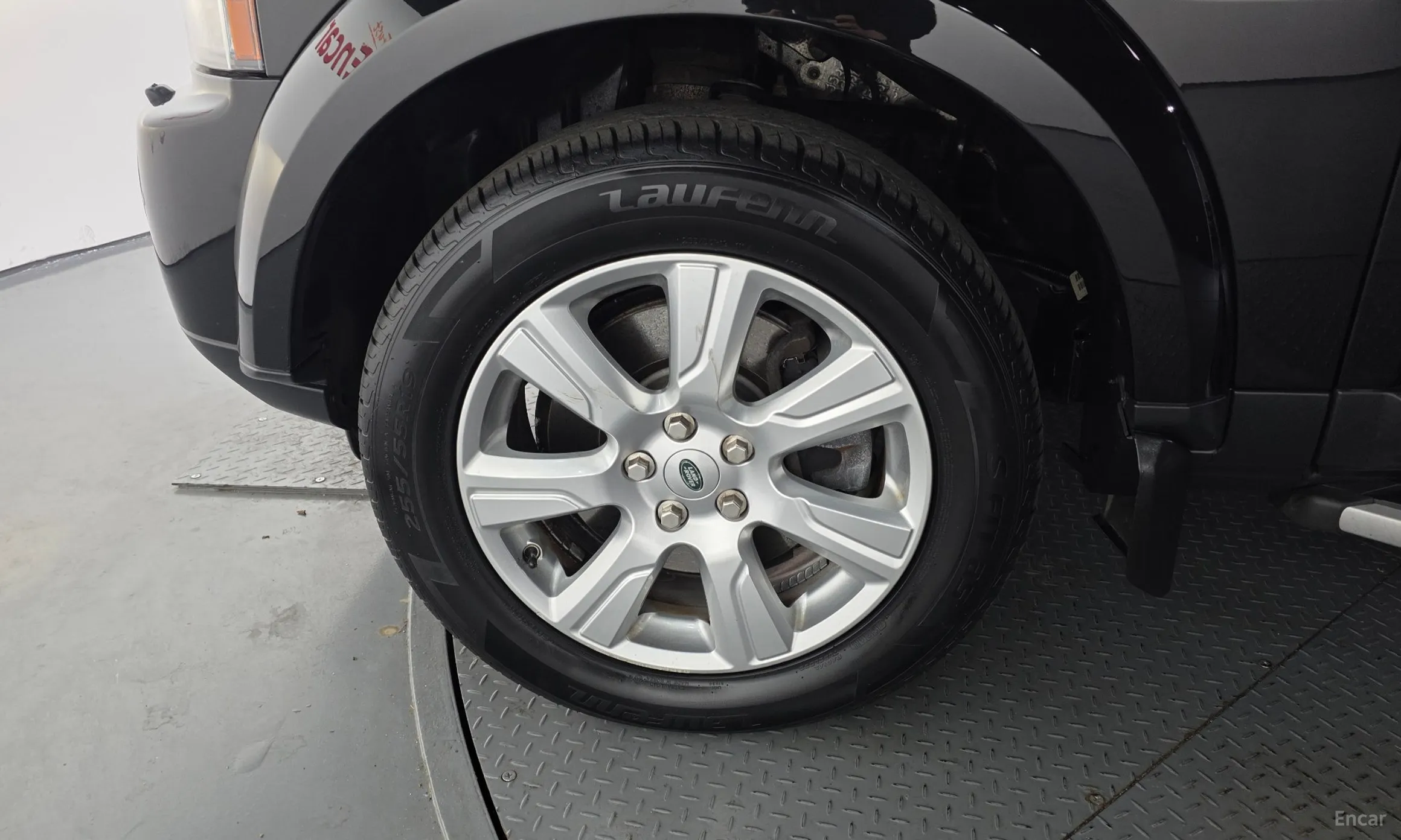 Land Rover Discovery 4 превью 5