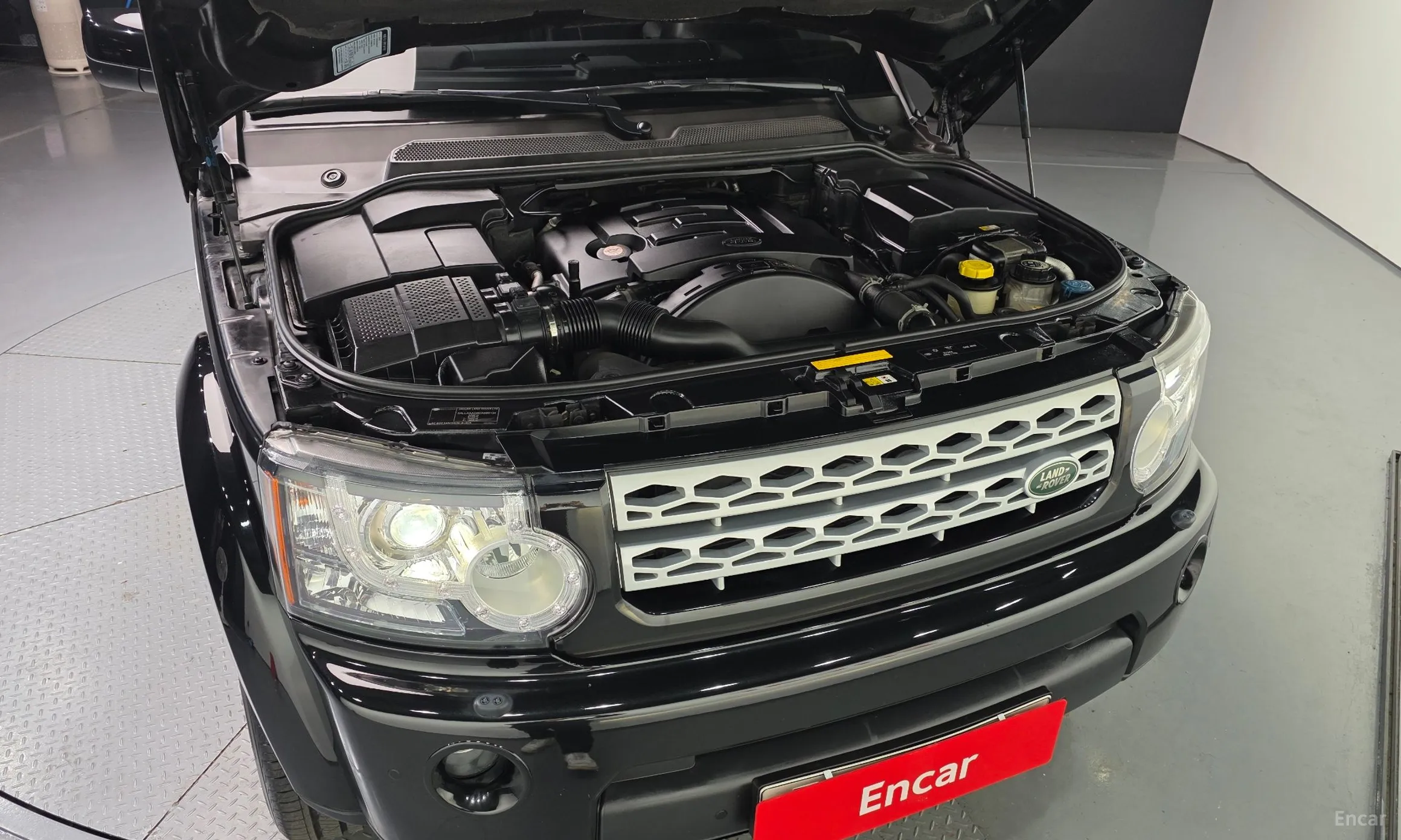 Land Rover Discovery 4 превью 6
