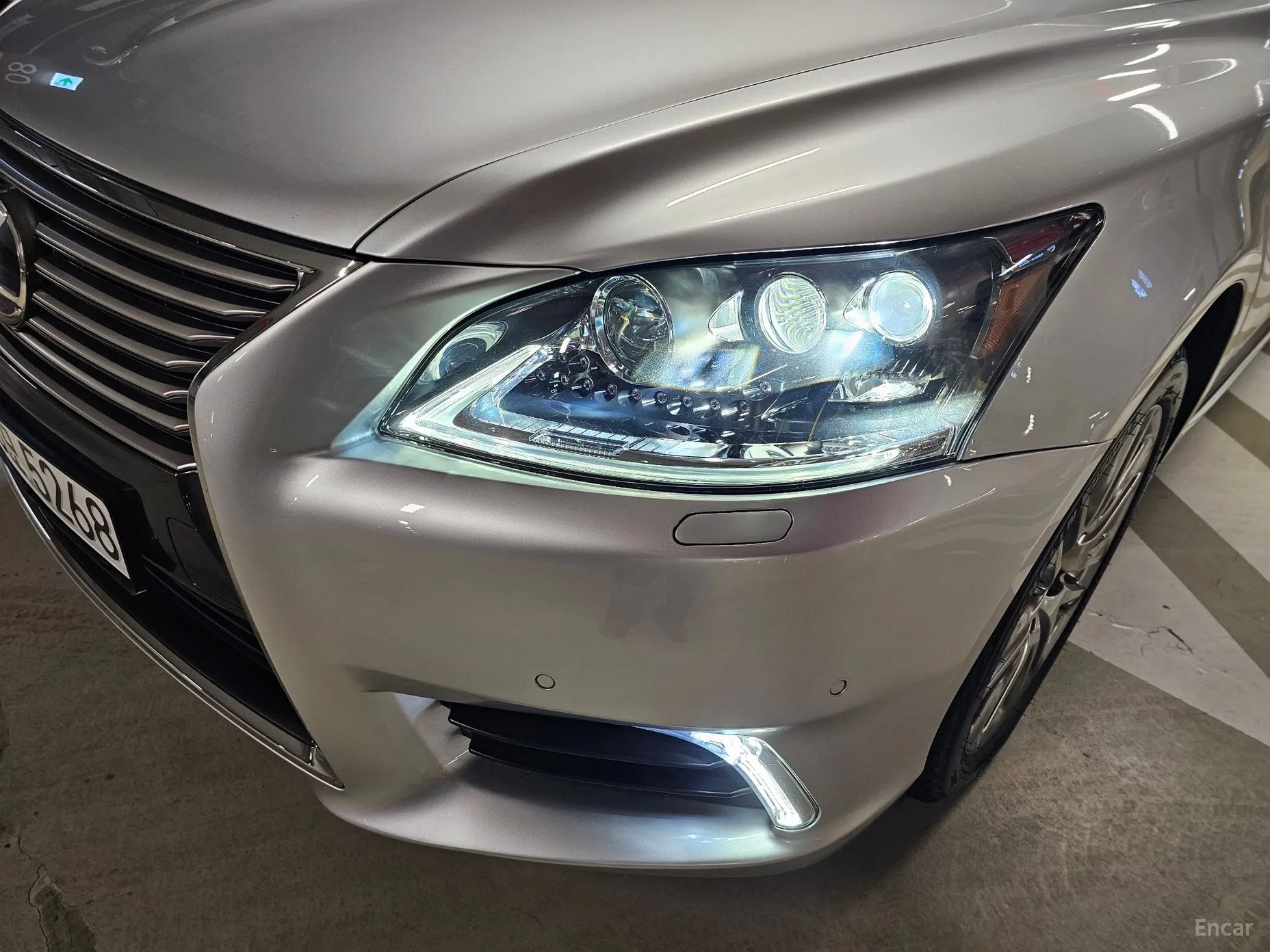 Lexus LS600hL превью 5