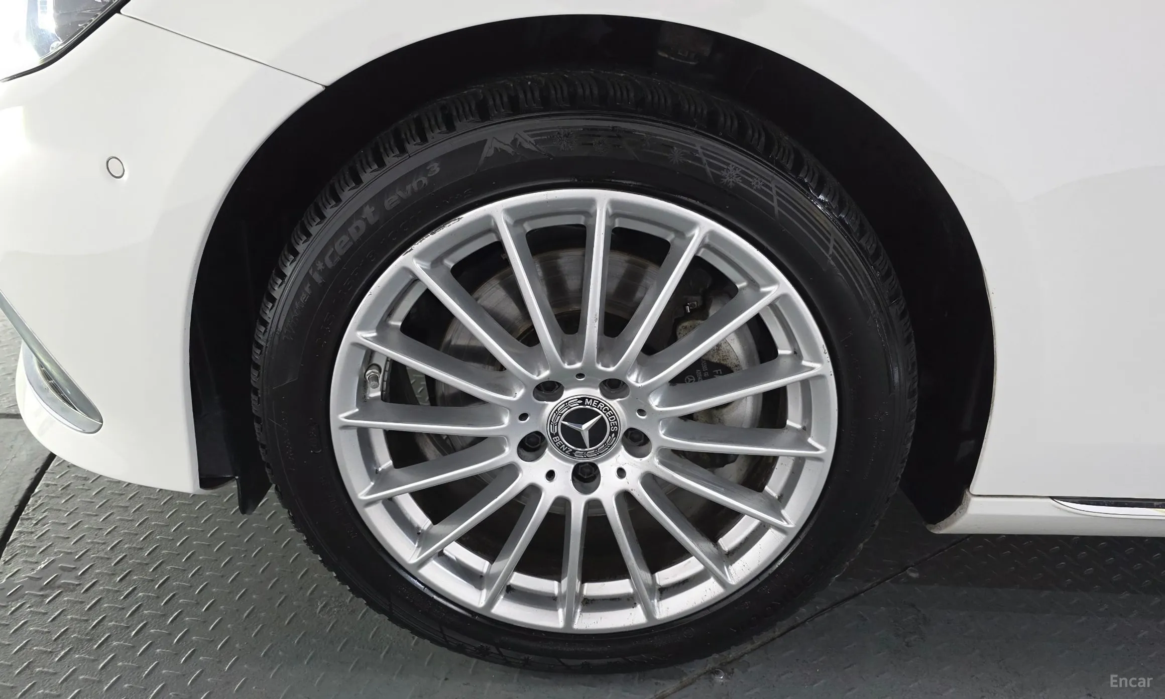Mercedes Benz E-Class W213 превью 5