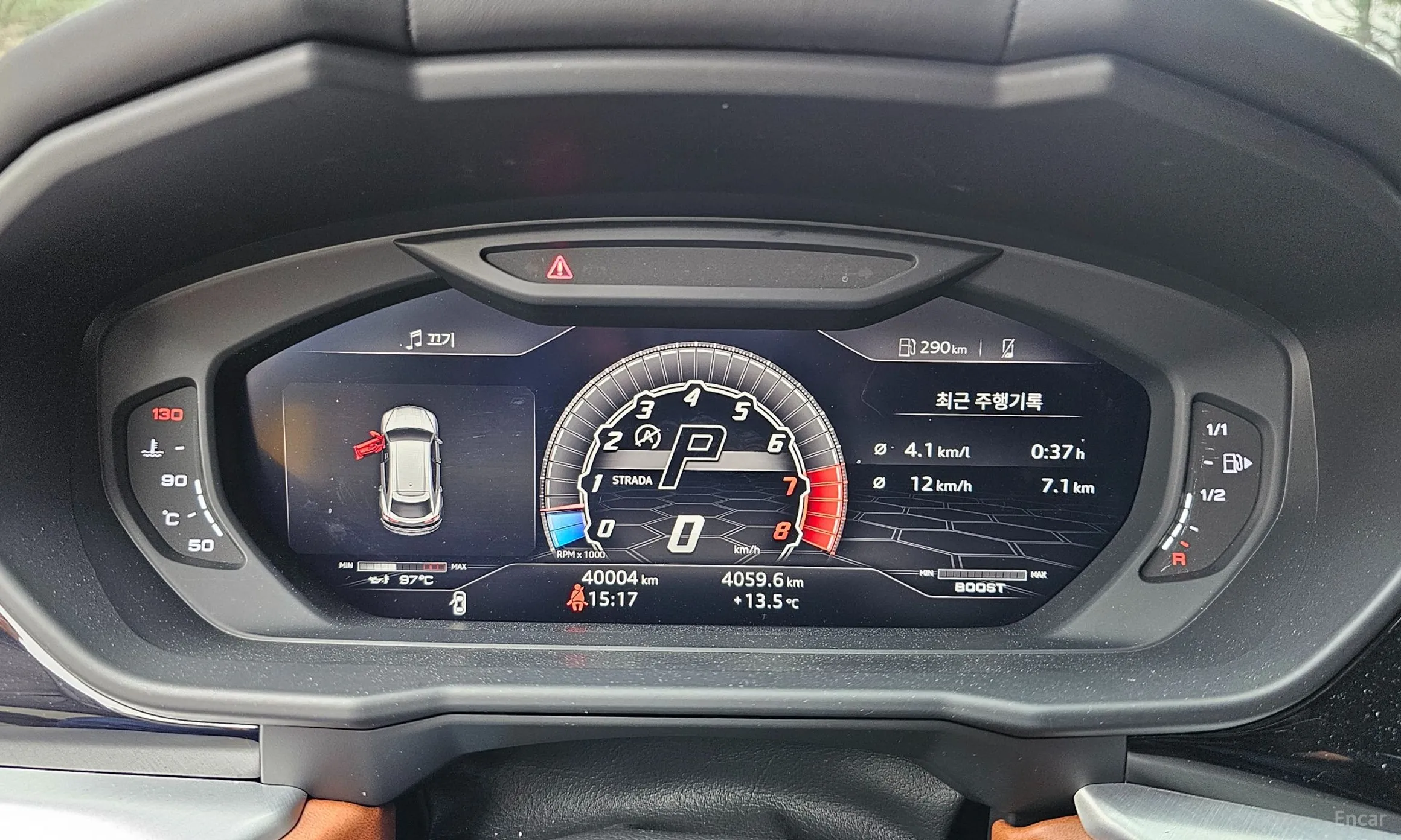 Lamborghini Urus превью 10