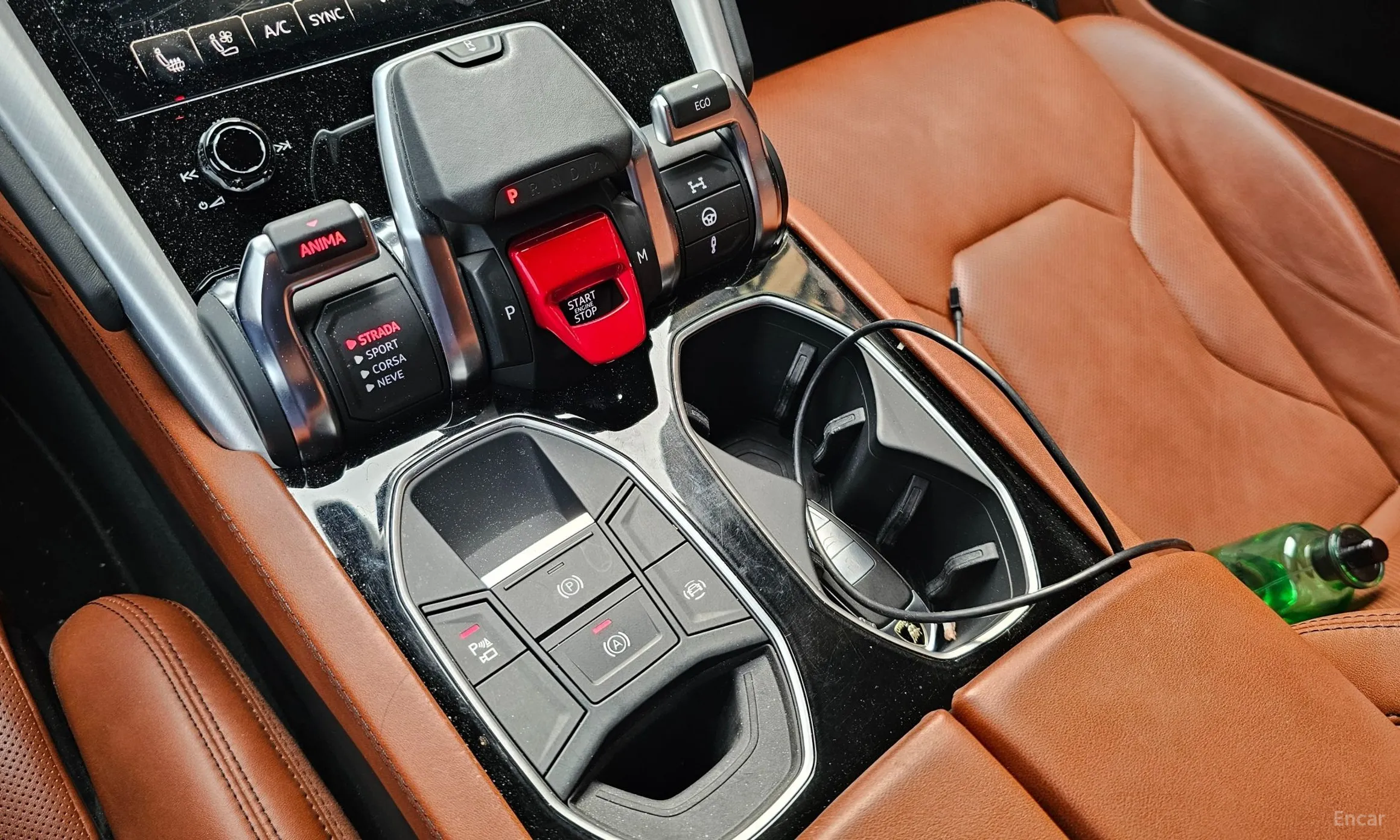 Lamborghini Urus превью 14