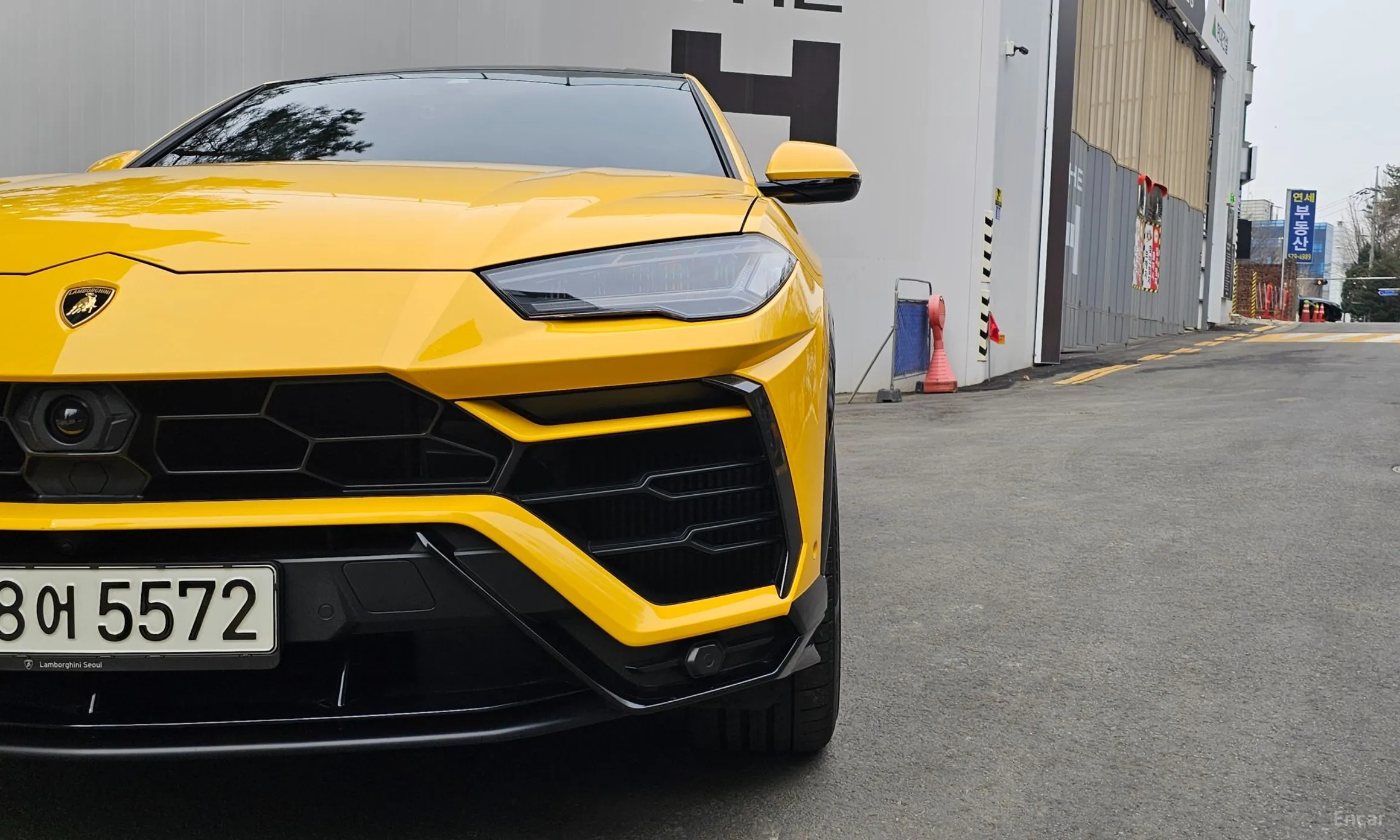 Lamborghini Urus превью 18