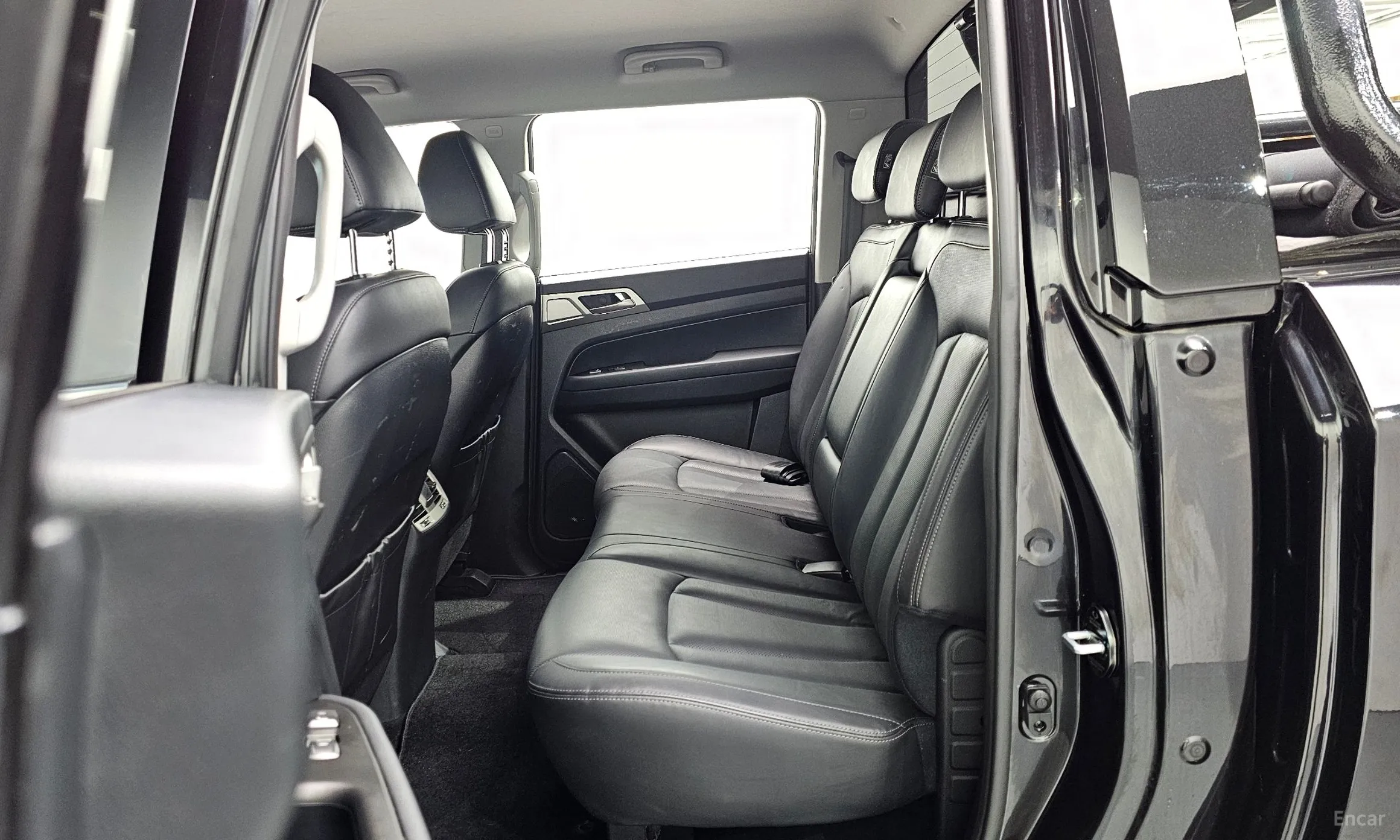 KG Mobility (SsangYong) Rexton Sports превью 12