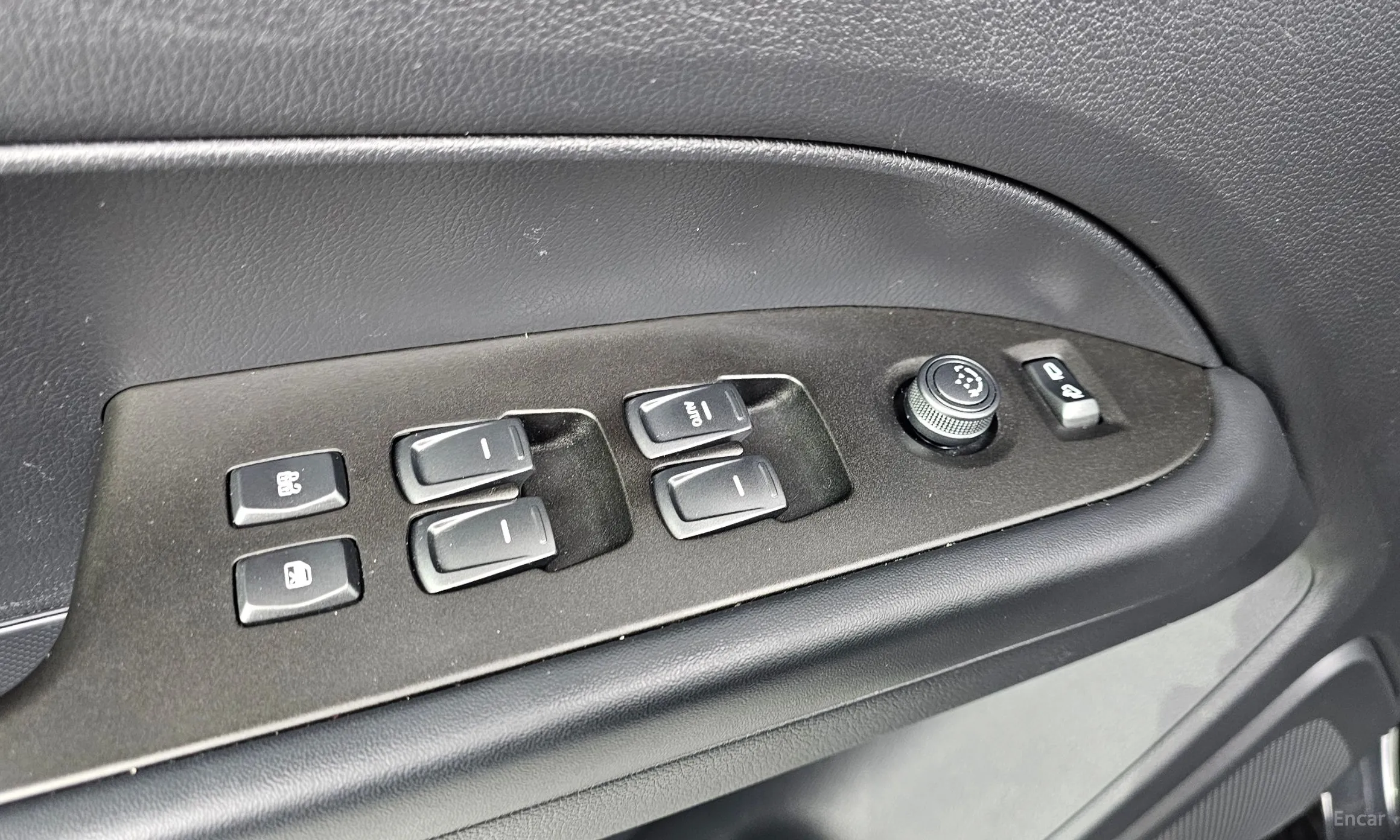 KG Mobility (SsangYong) Rexton Sports превью 17