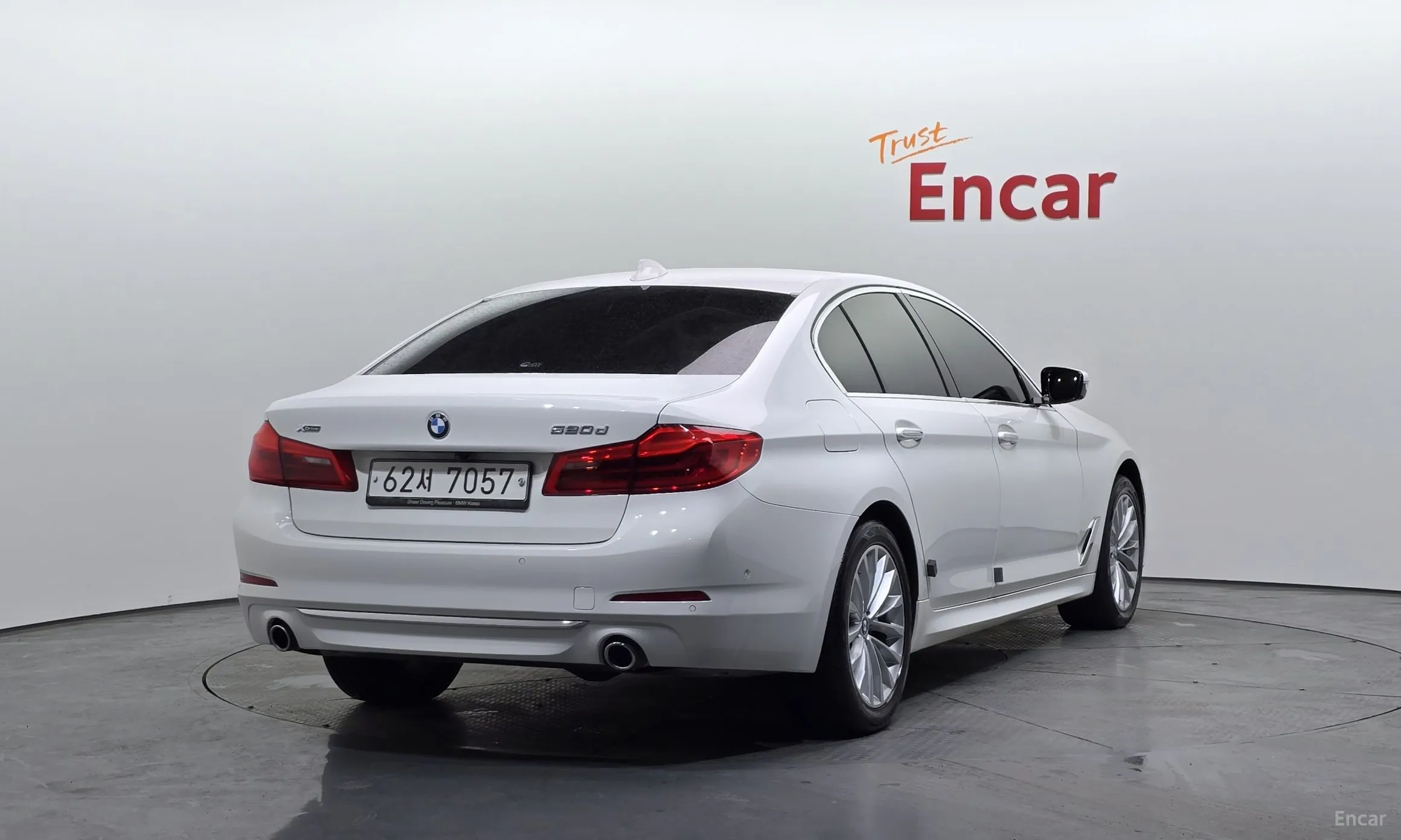BMW 5 Series (G30)