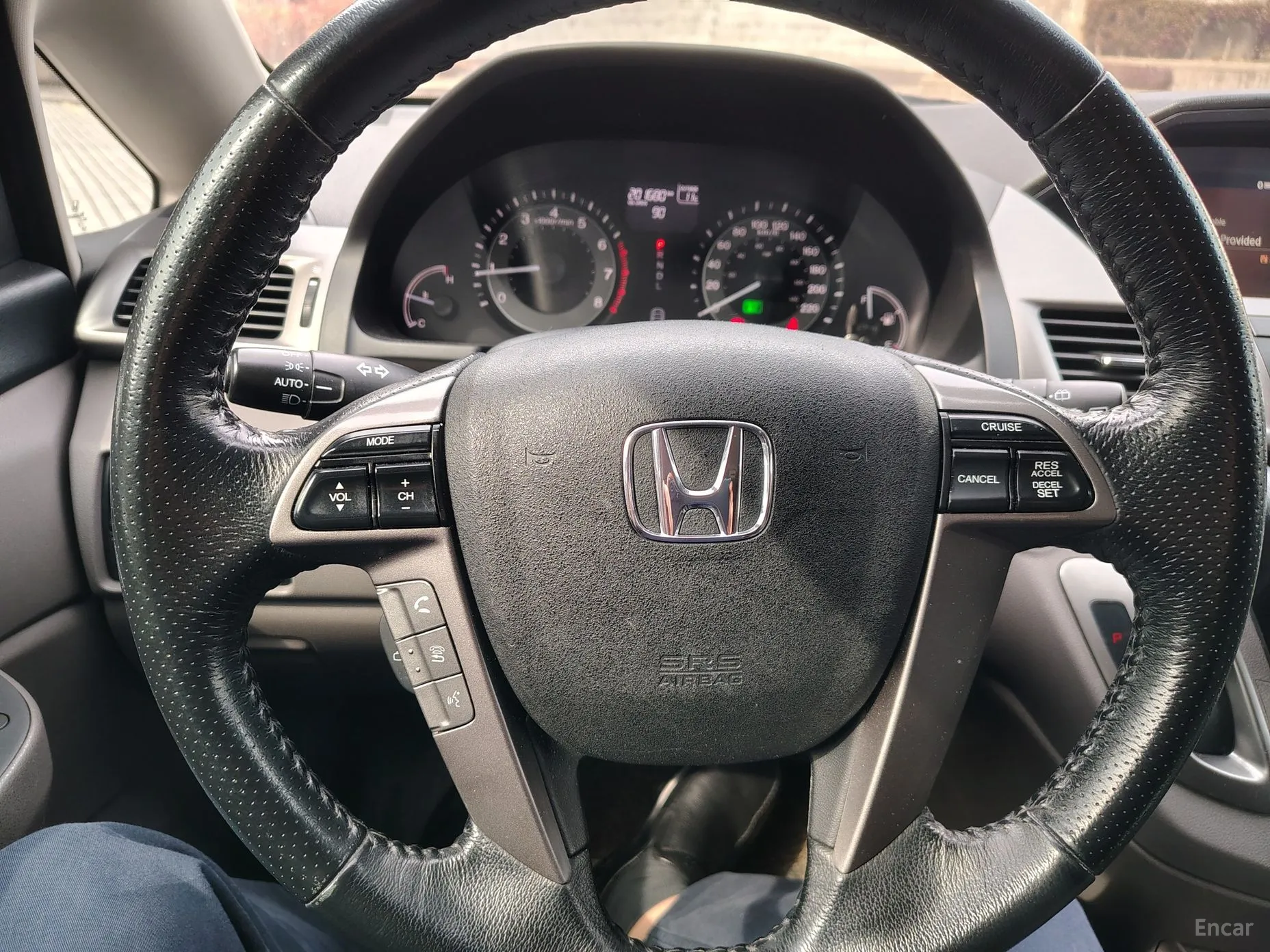 Honda Odyssey превью 19