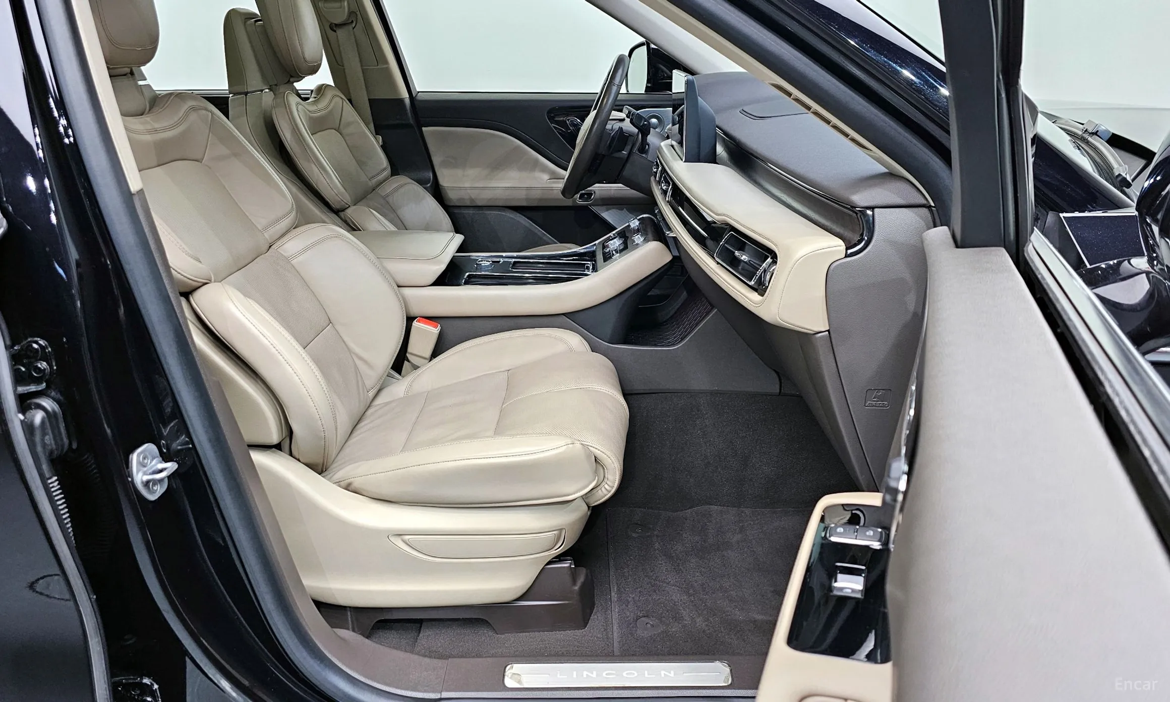 Lincoln Aviator 2nd Generation превью 10