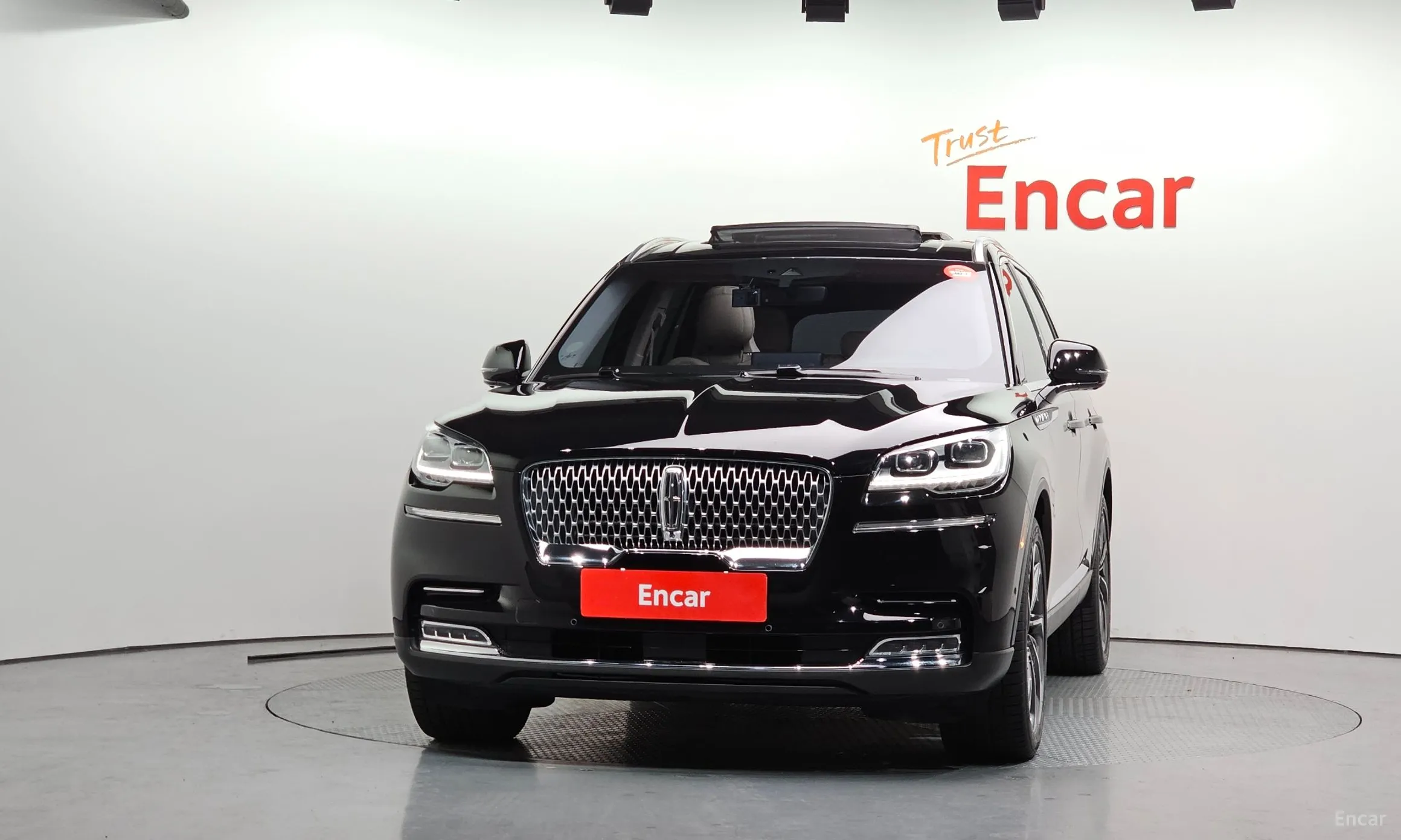 Lincoln Aviator 2nd Generation превью 3
