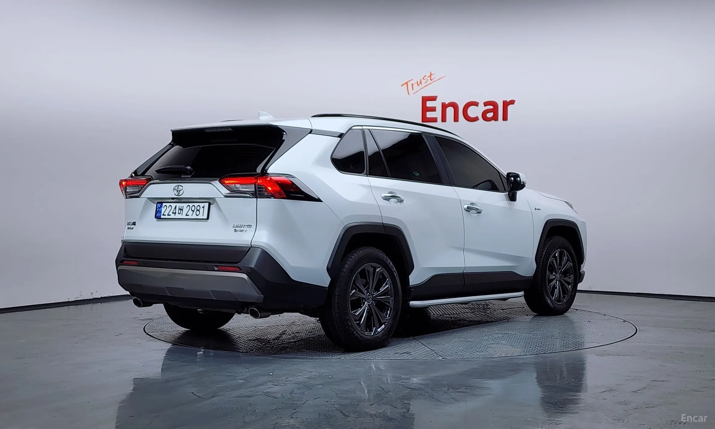 Toyota RAV4 5th Generation превью 2