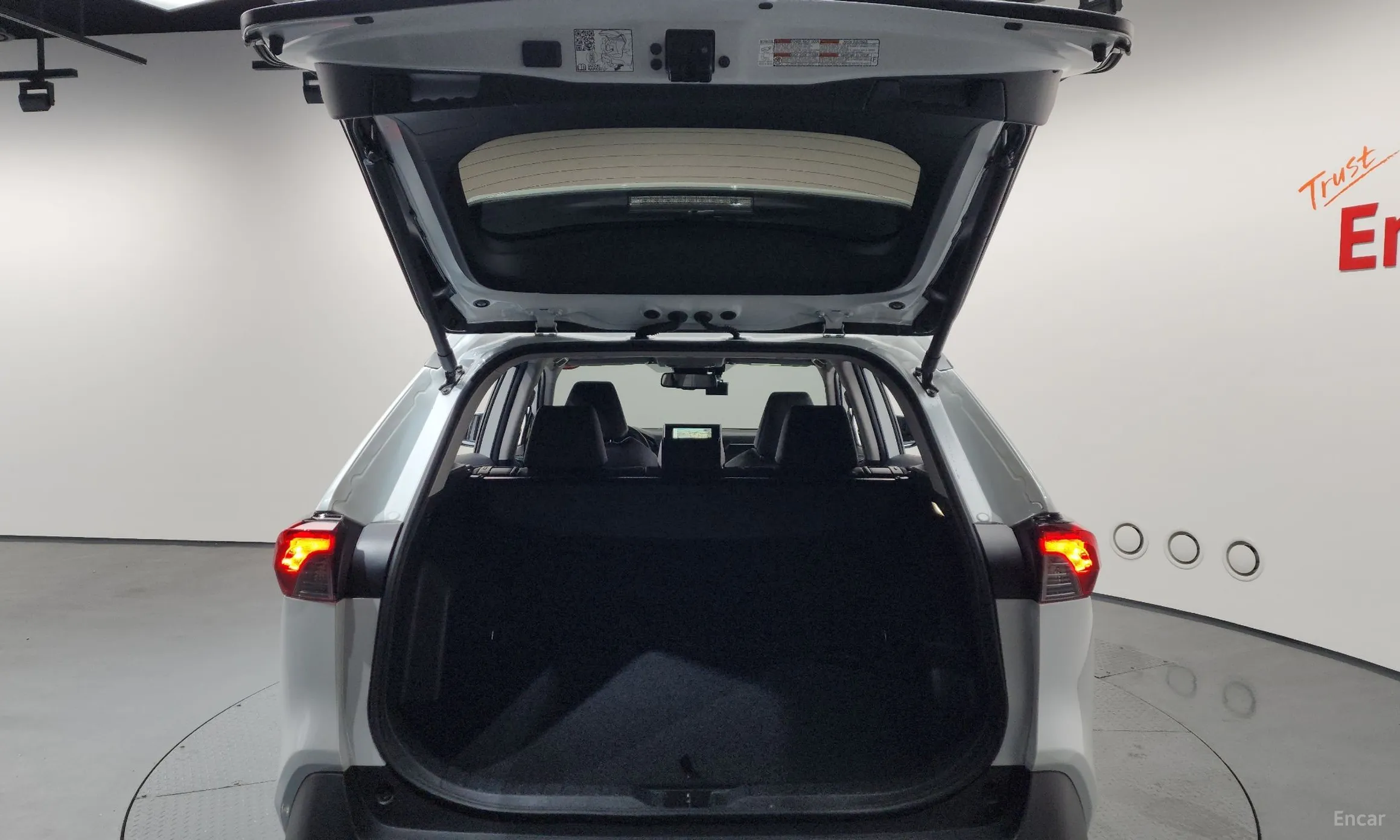 Toyota RAV4 5th Generation превью 20