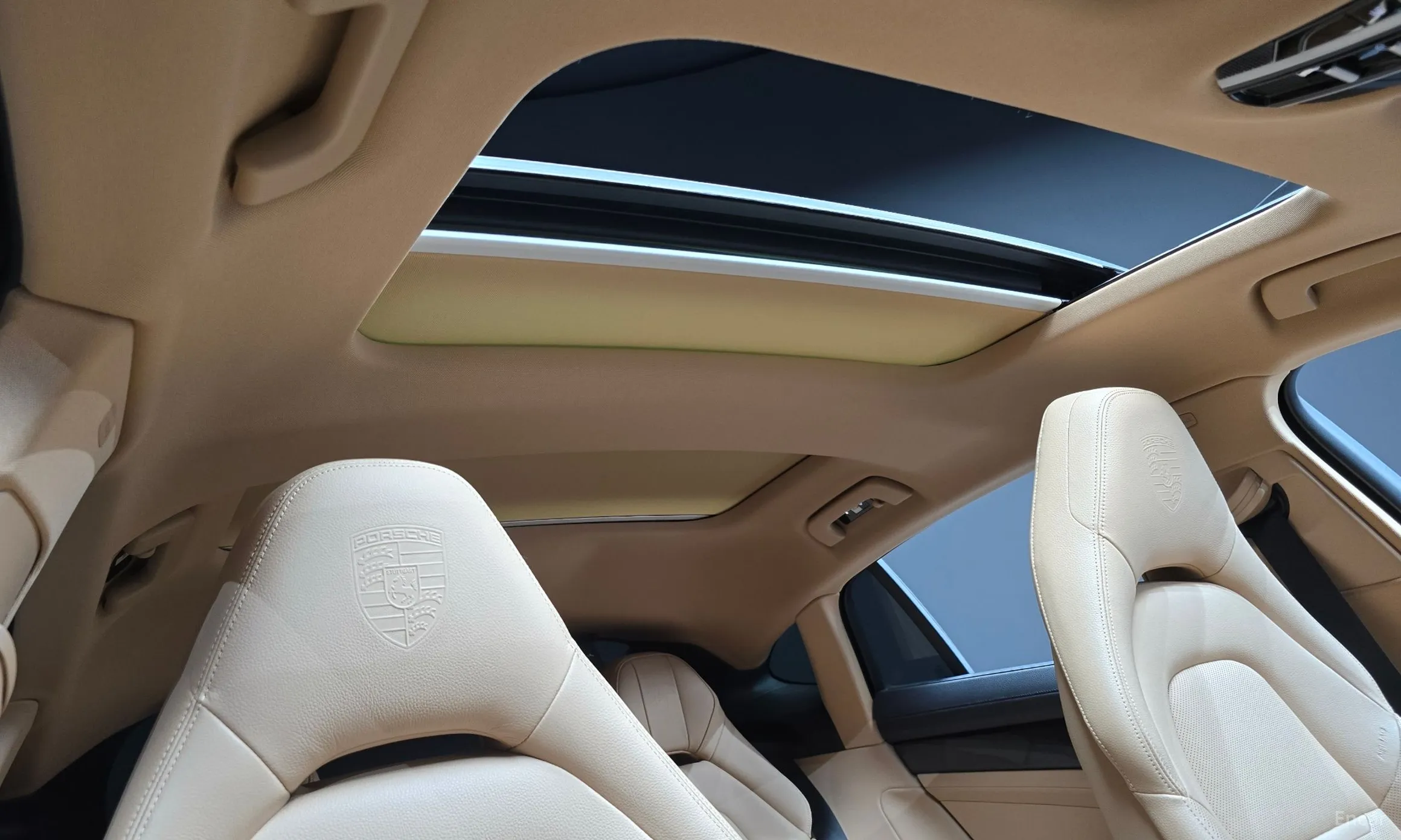 Porsche Panamera (971) превью 19
