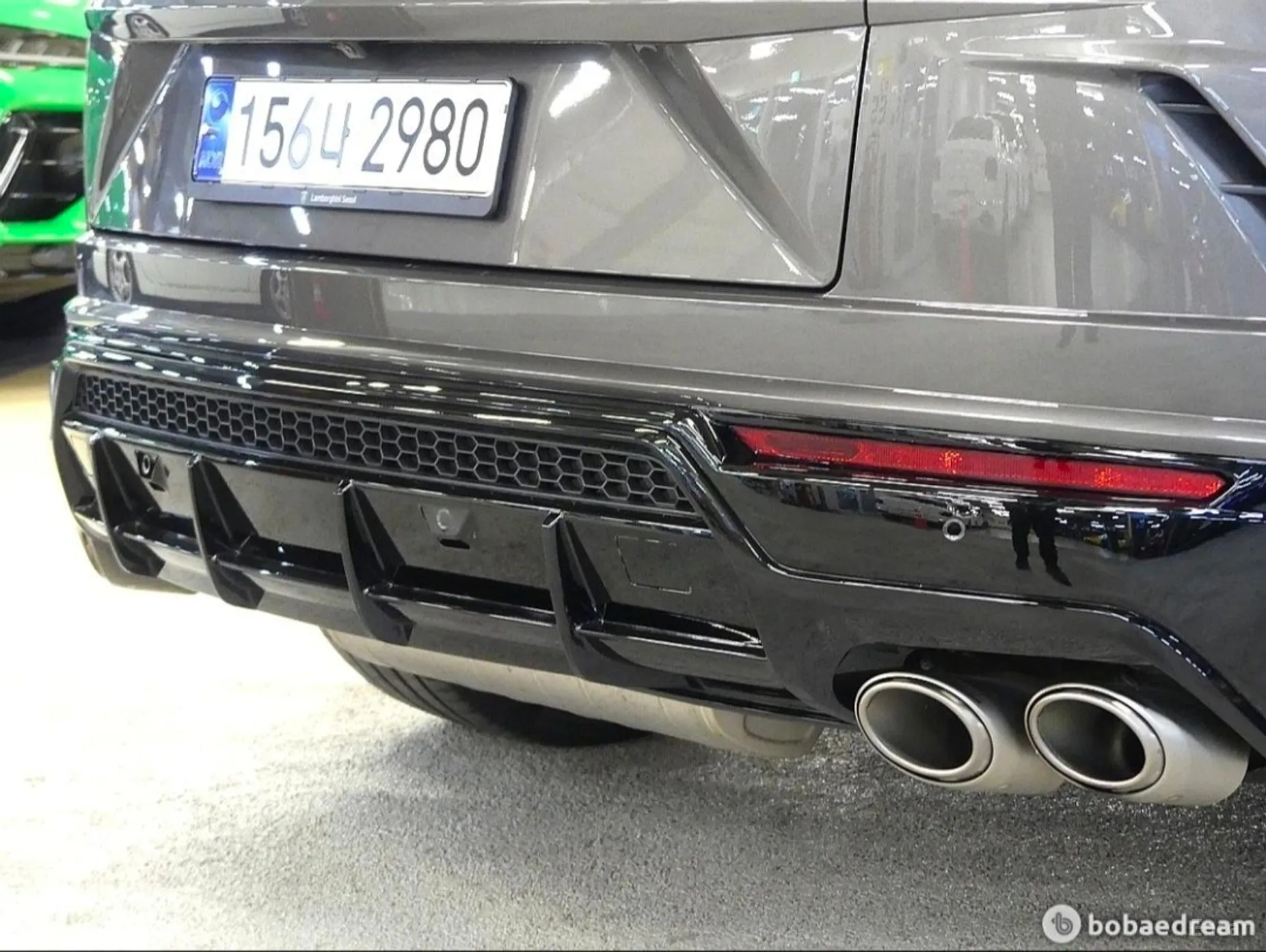 Lamborghini Urus превью 20